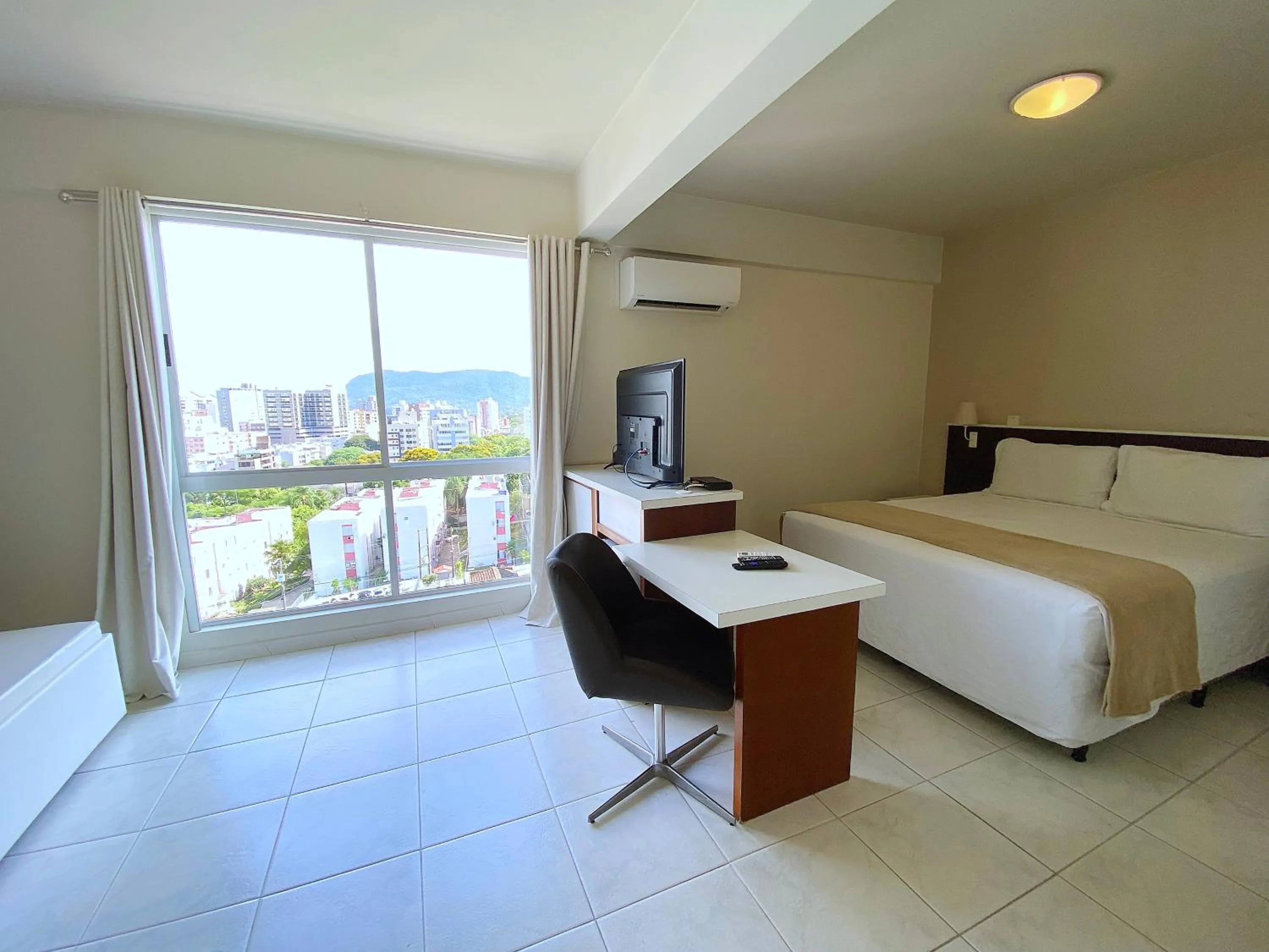 Bedroom, Bed in Altadomo Hotel