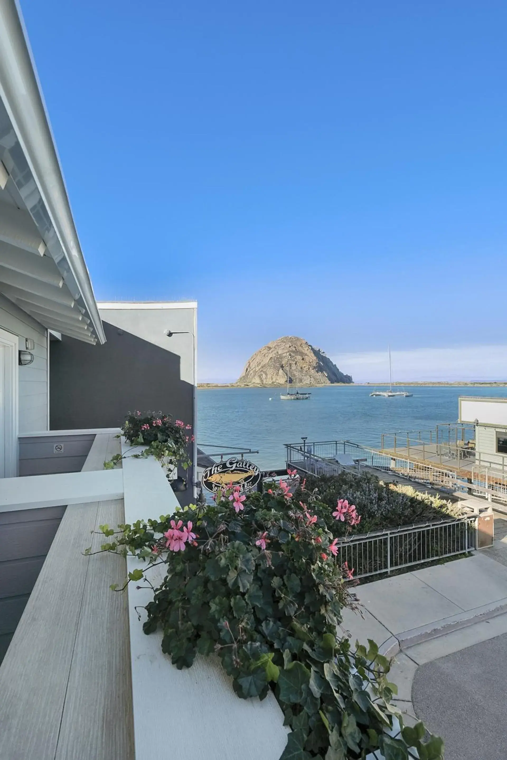 Superior King Room in Anderson Inn Superior King Room in Anderson Inn