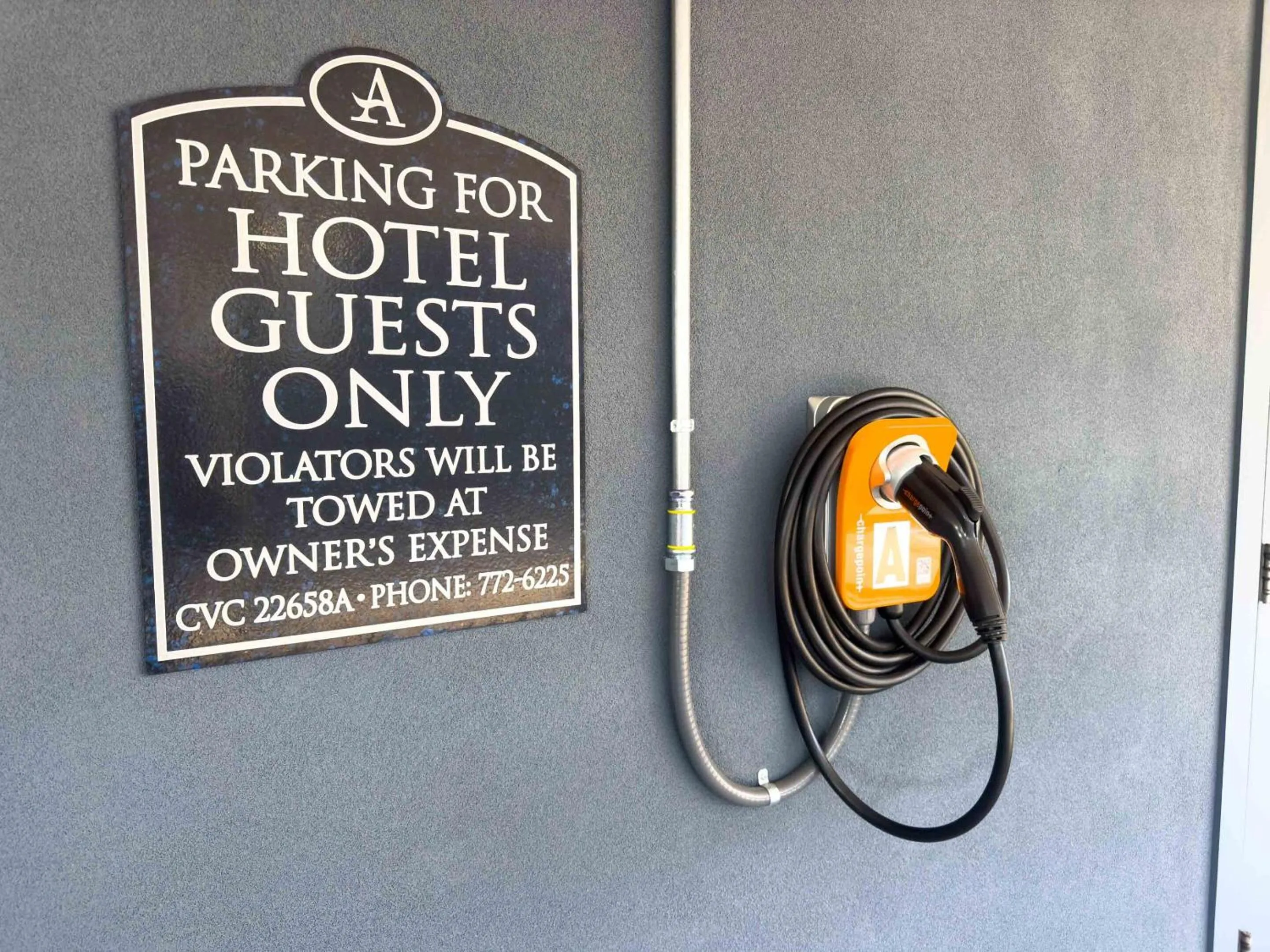 Parking in Anderson Inn