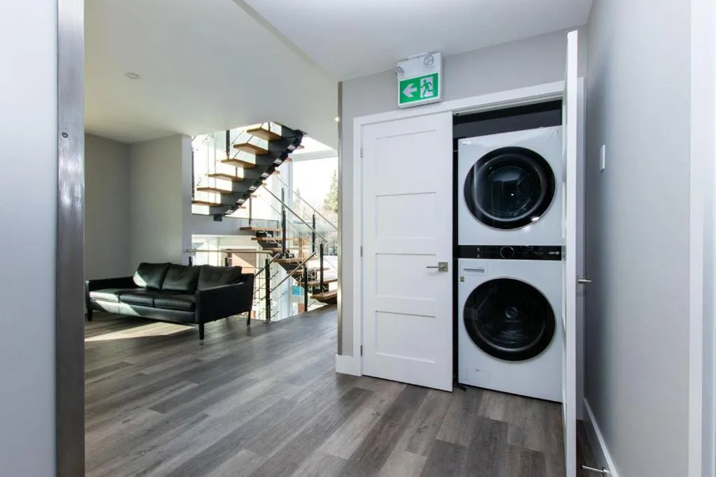 Living room in 107 Birchview Trail