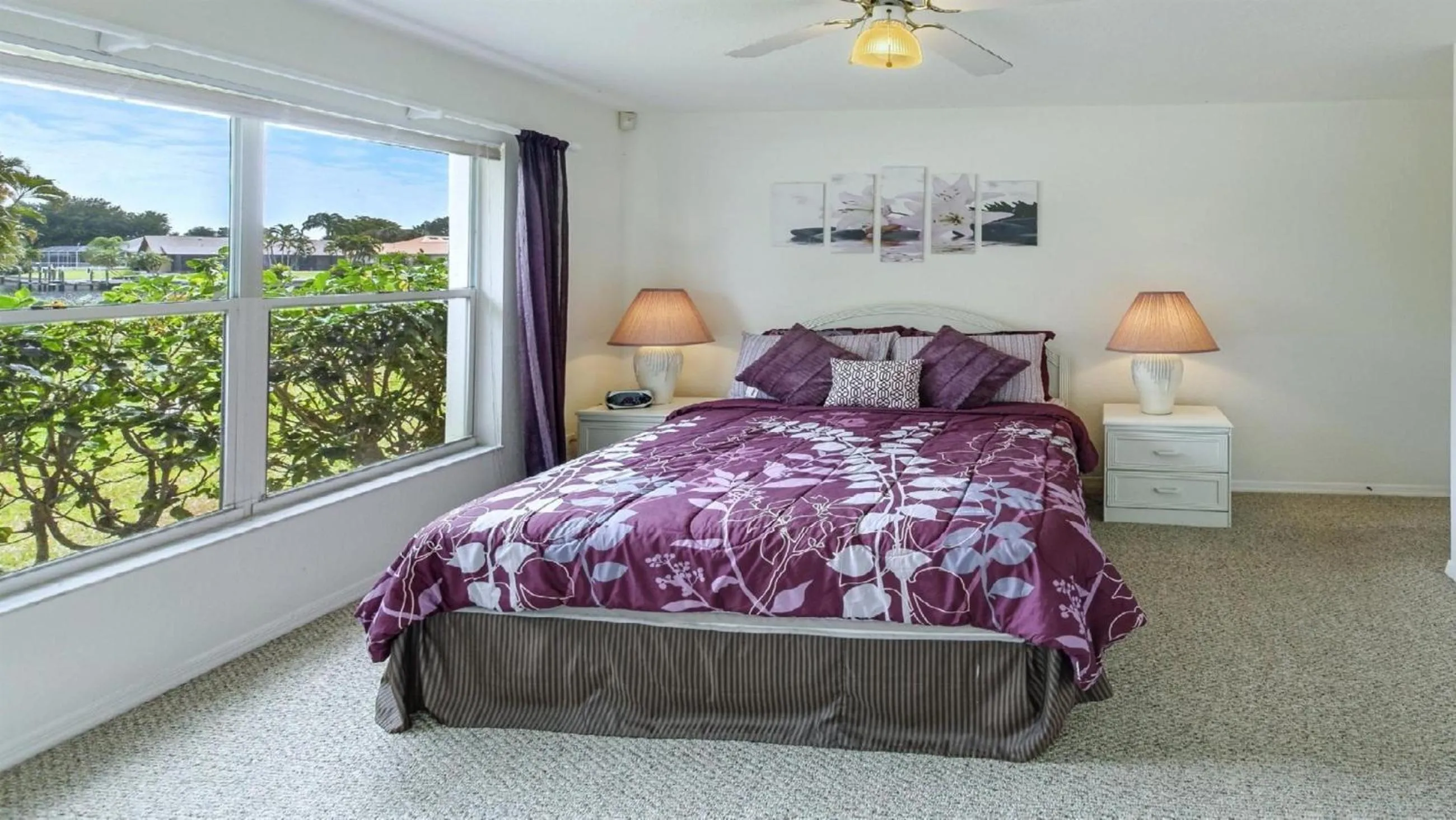 Bed in !NEW! Villa Rosa & Lucia