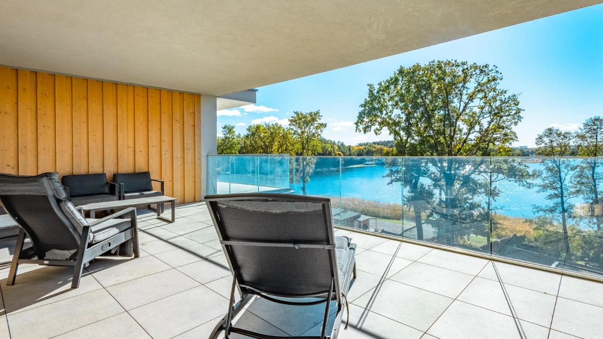 Day in Apartamenty Stranda Residence nad jeziorem Mazury Holiday