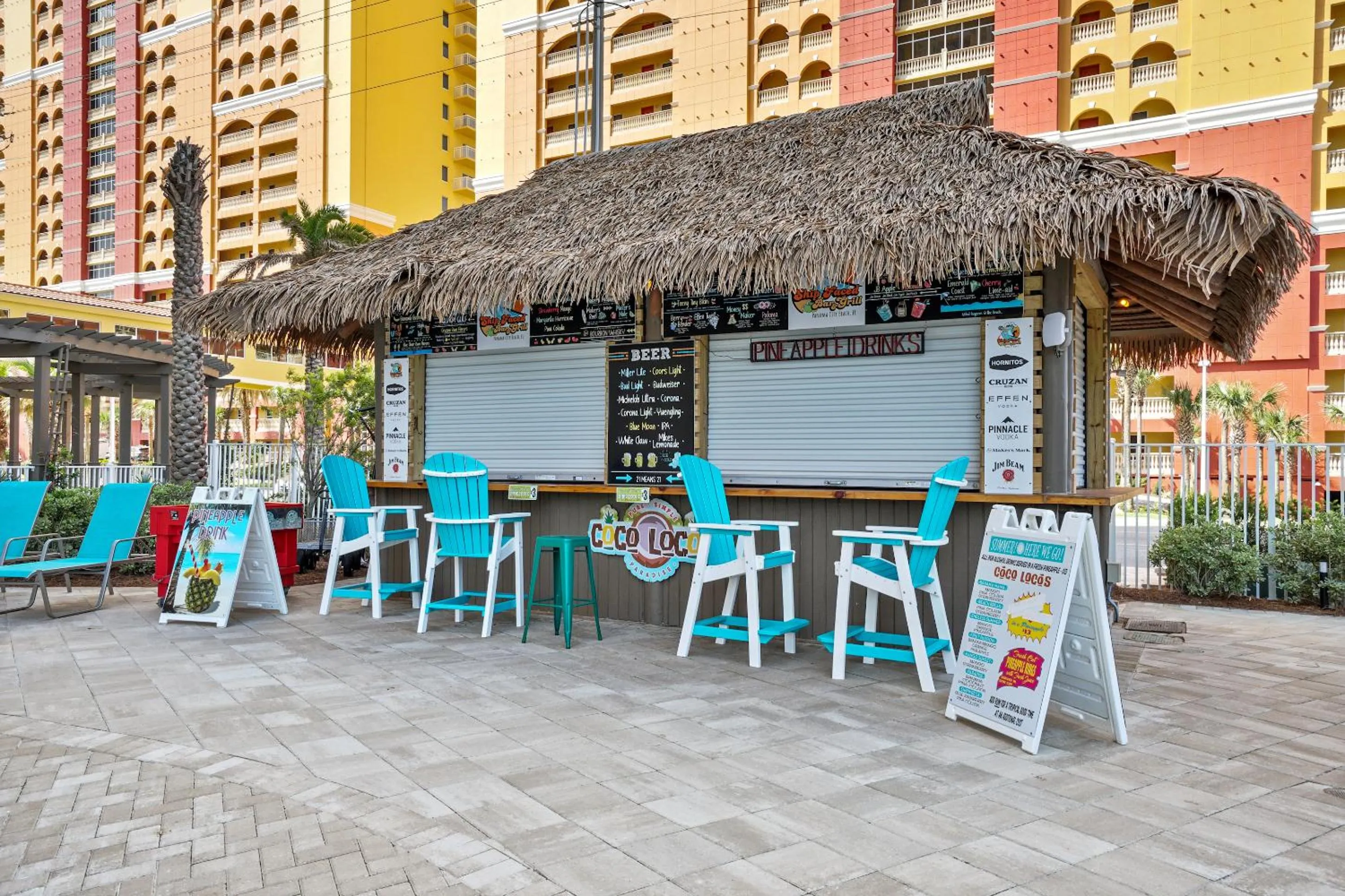 Lounge or bar in Calypso Tower 3 Beach Resort