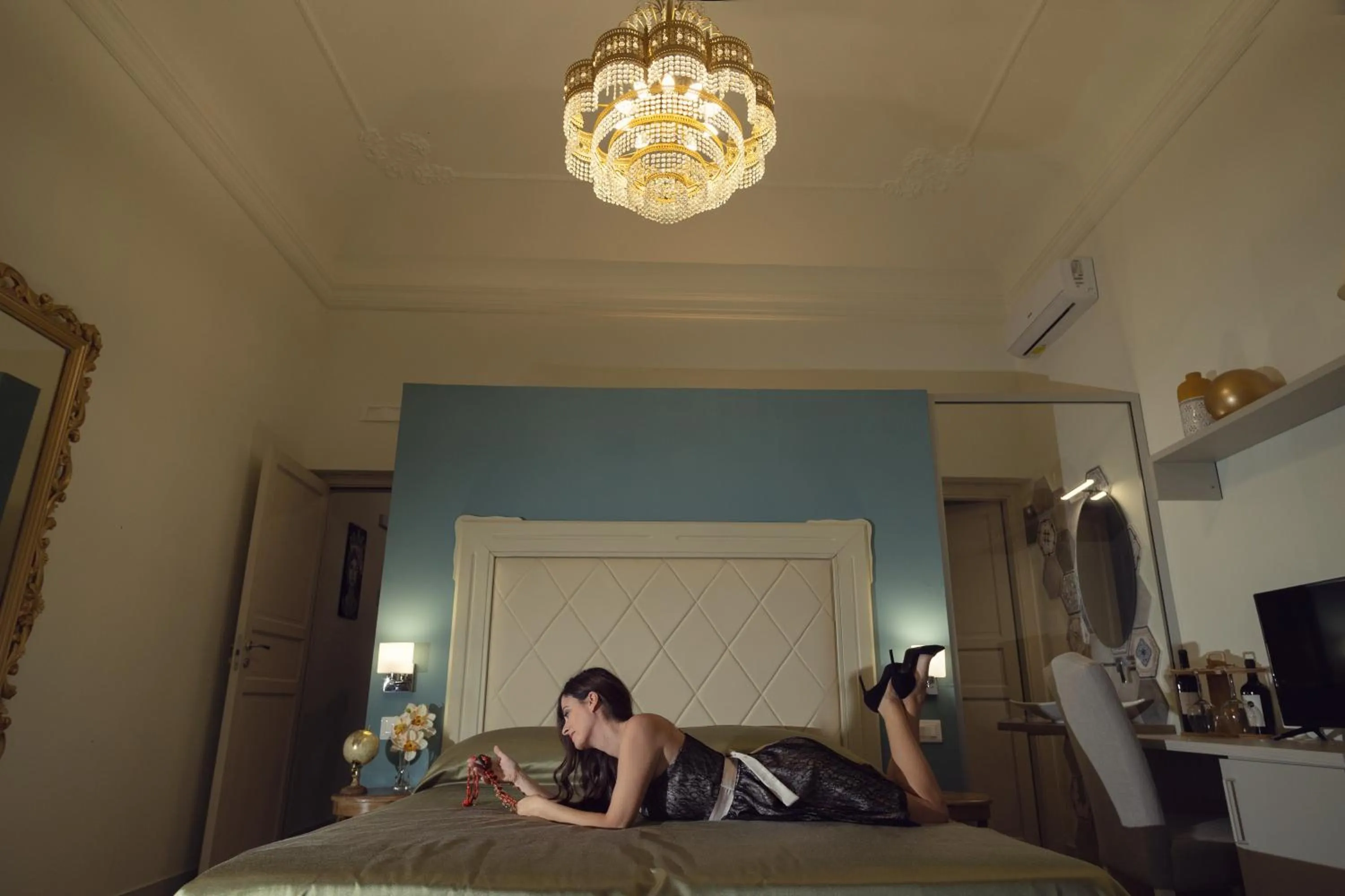 Bed in Kèramos Luxury Rooms