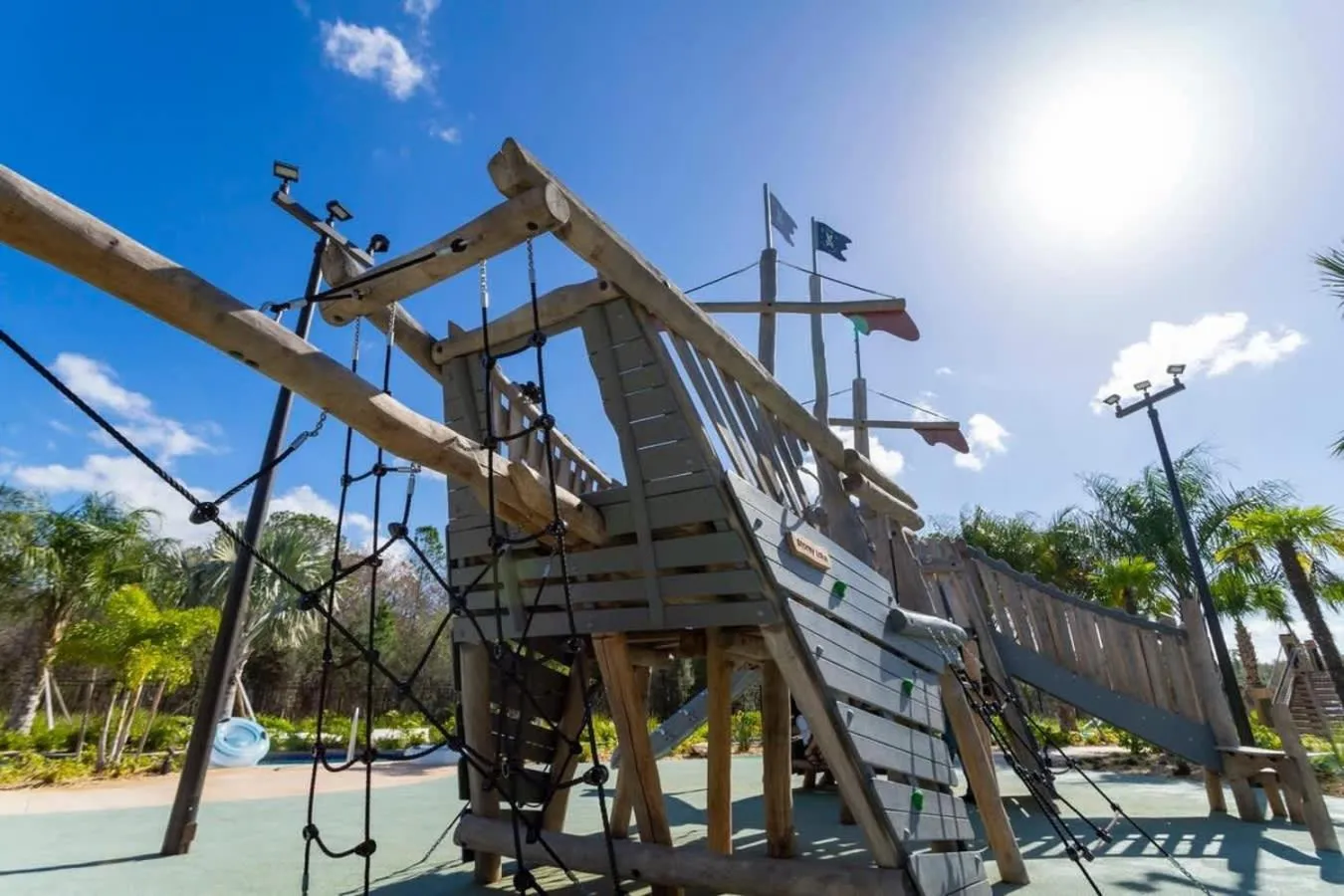 Stunning 5 Bd w/ Pool Close to Disney 2905