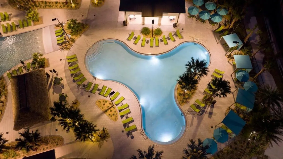 Stunning 5 Bd w/ Pool Close to Disney 2905