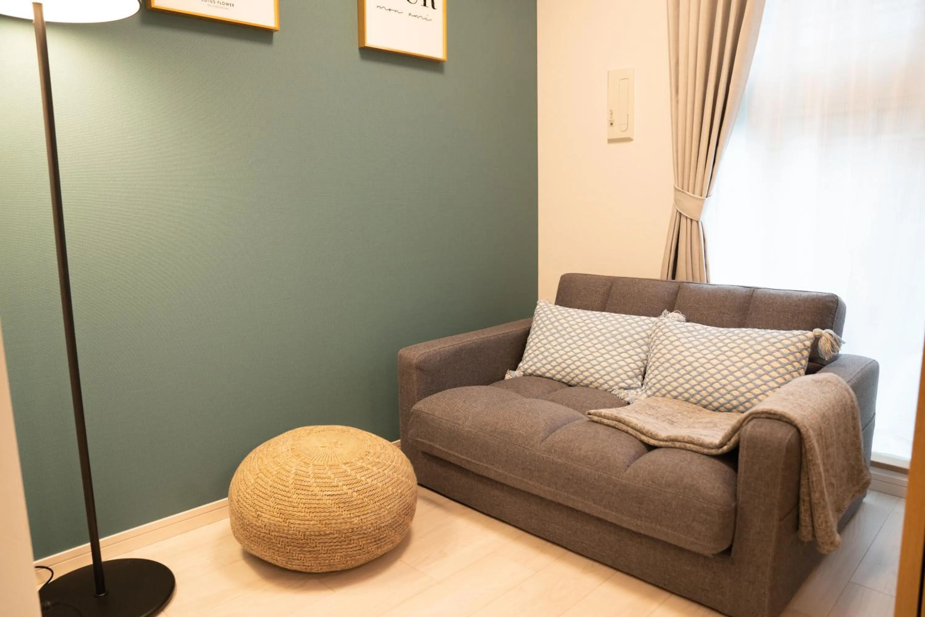 OSAKA SUNSHINE TOWER33 l