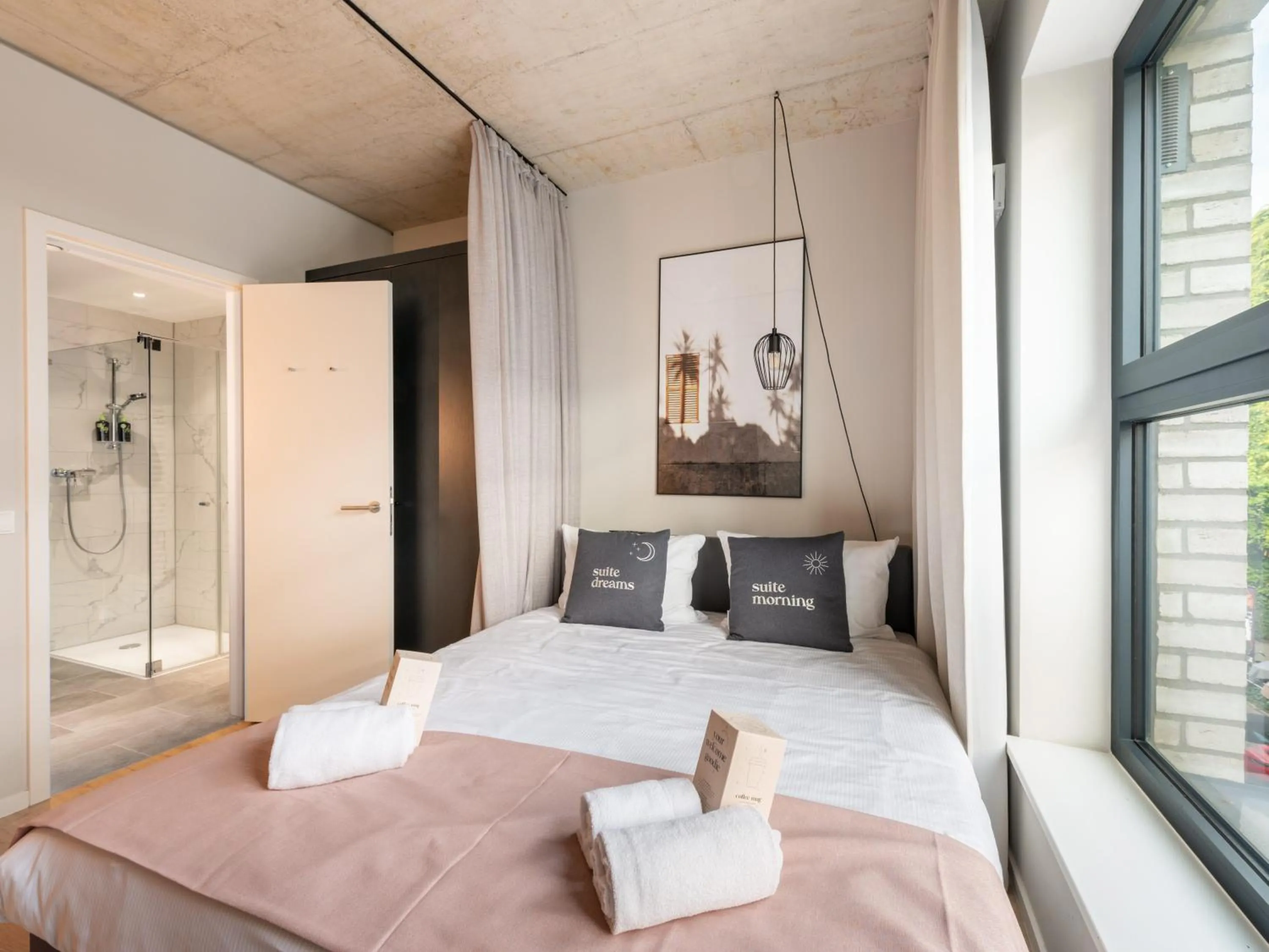 Bed in Limehome Düsseldorf Stresemannstraße - Digital Access