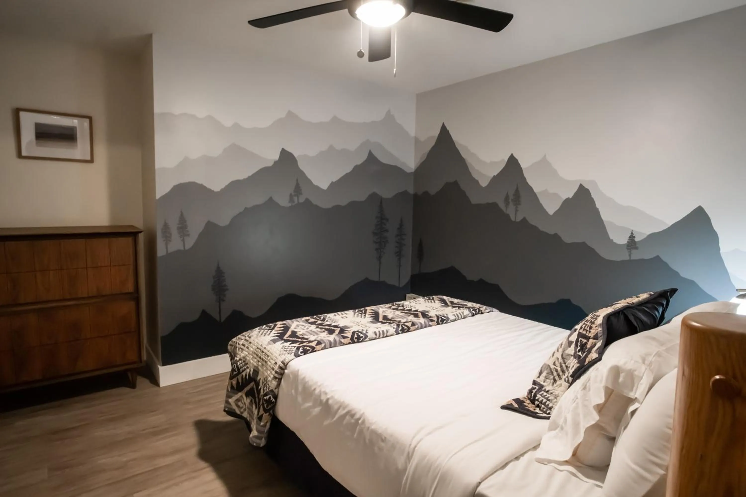 Bedroom, Bed in Teton Peaks Resort