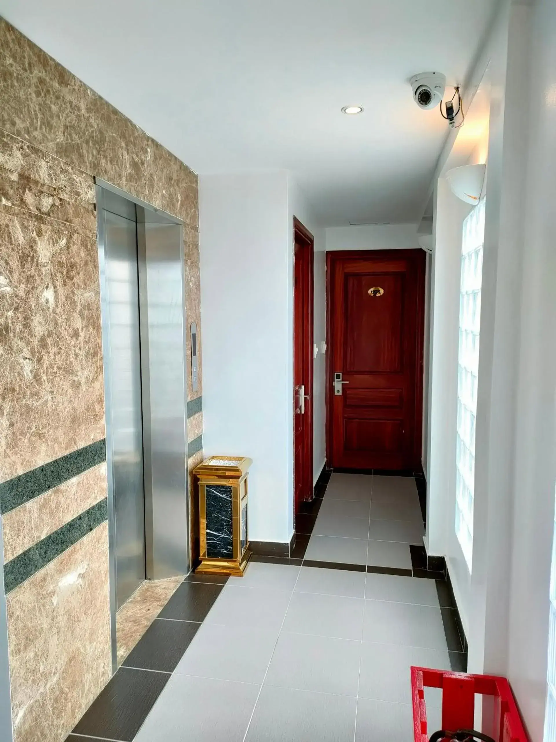 Property building in White Palace 2 Property building in White Palace 2