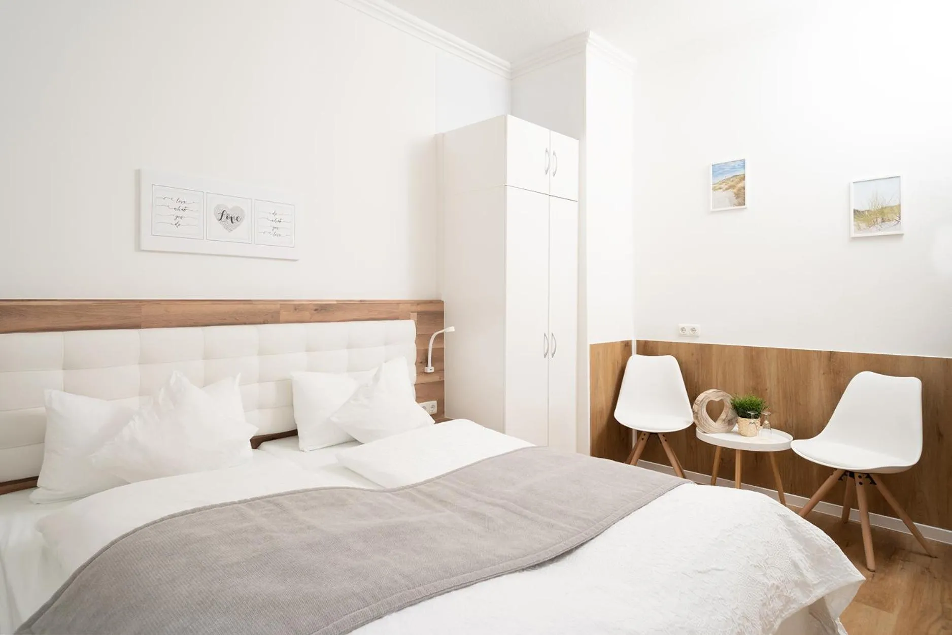 Bed in Hotel Haus am Park