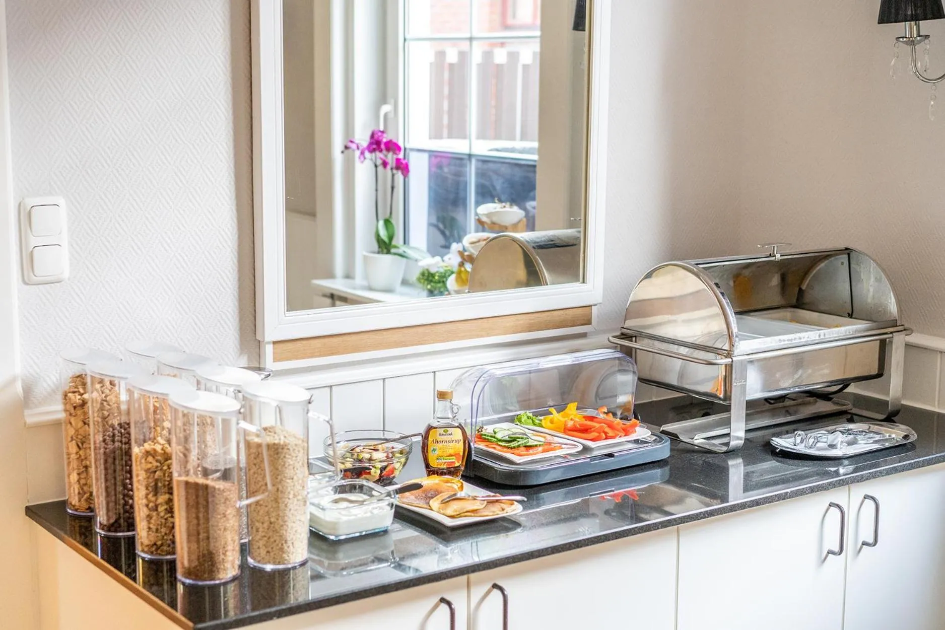 Food and drinks in Hotel Haus am Park