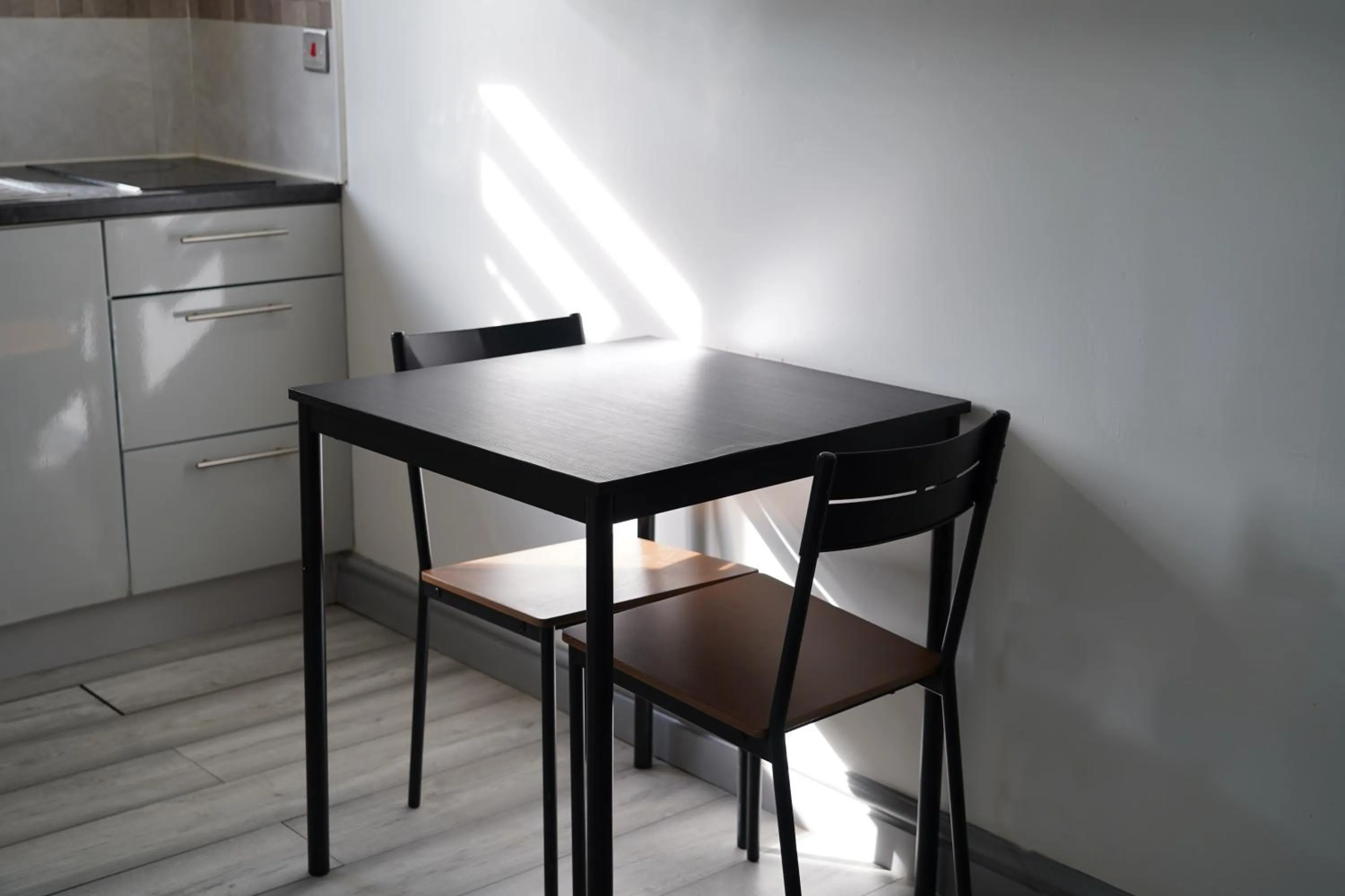 Dining area in Hills View Apartments