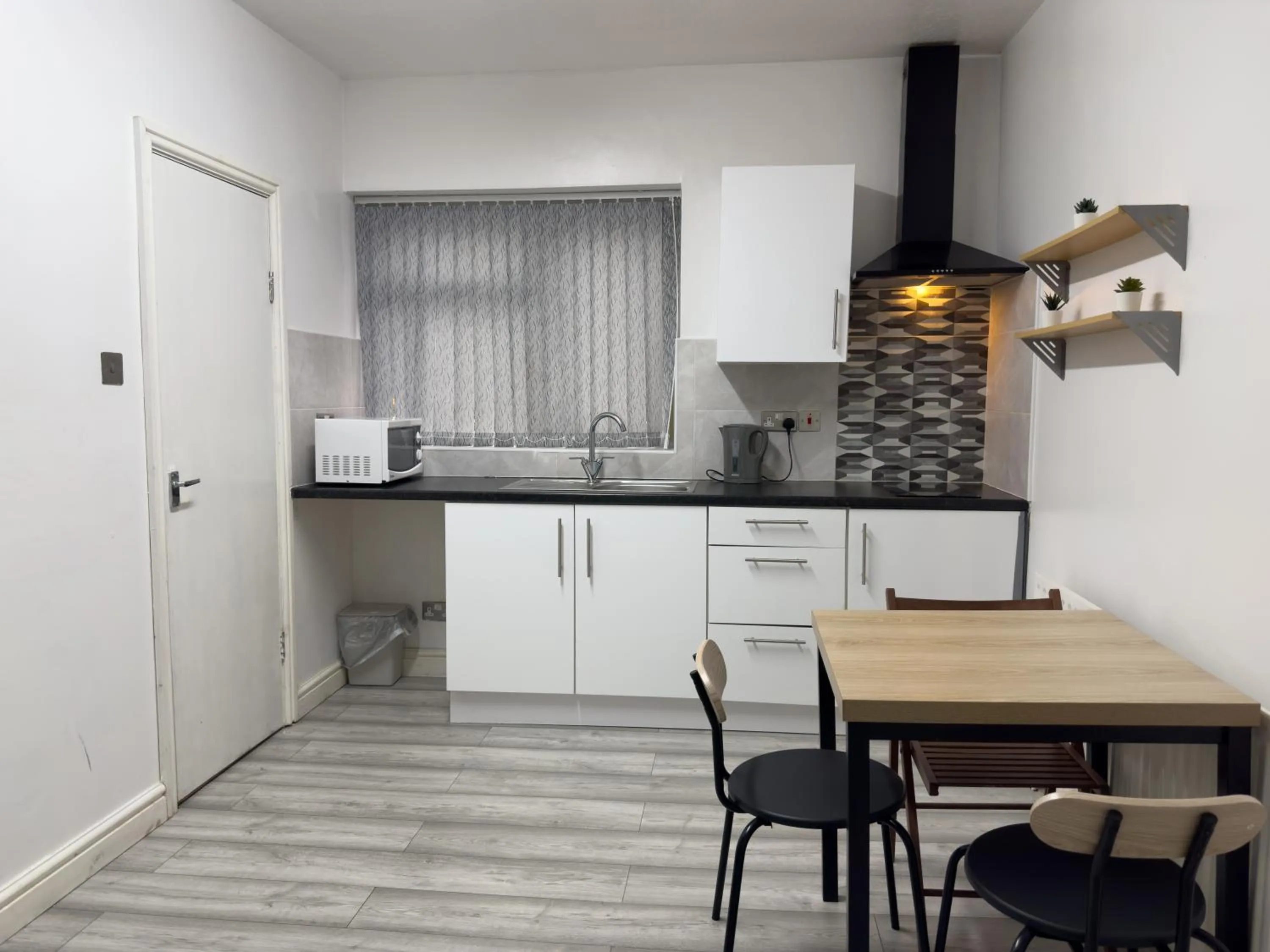 Hills View Apartments