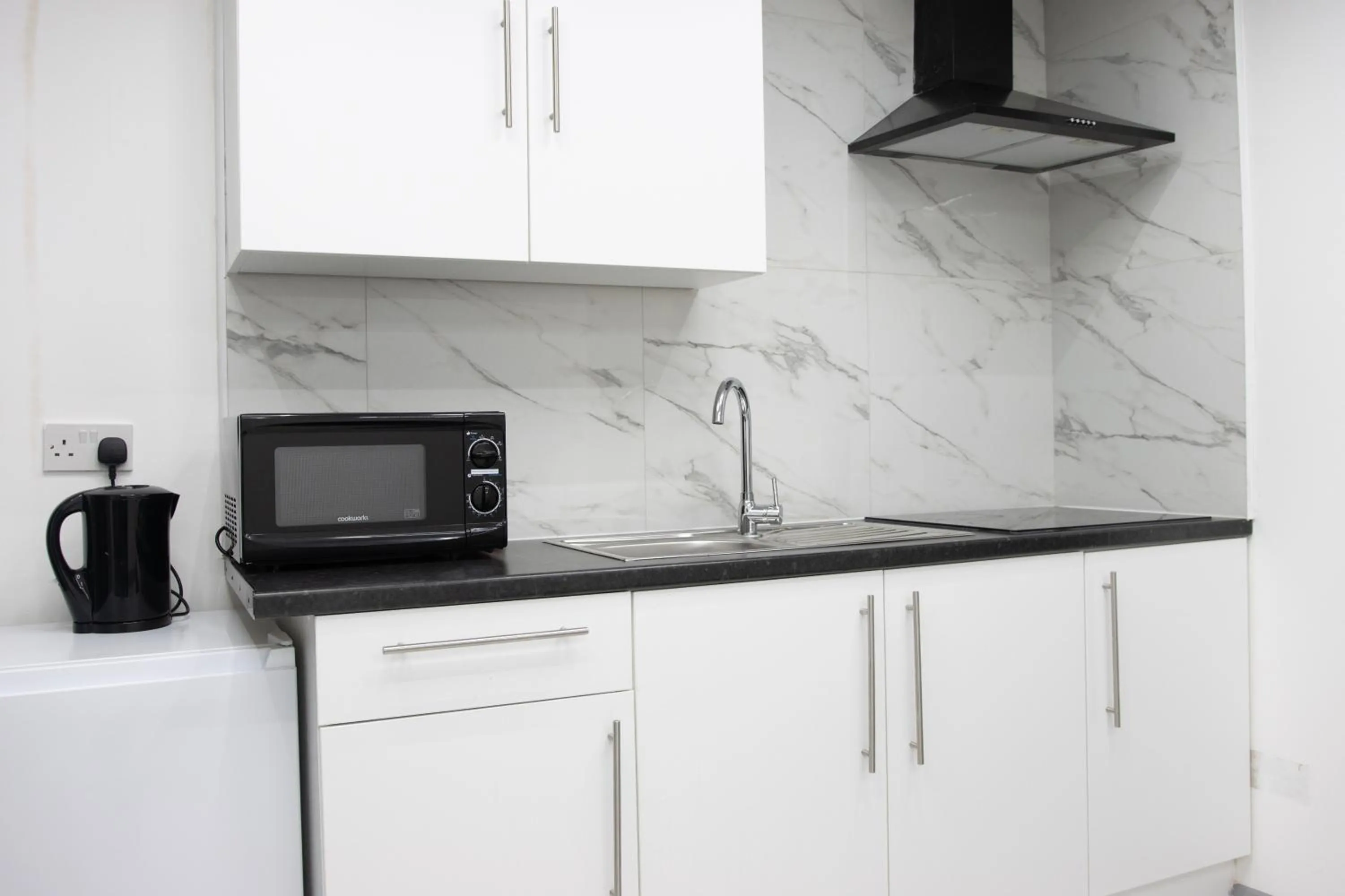 Hills View Apartments