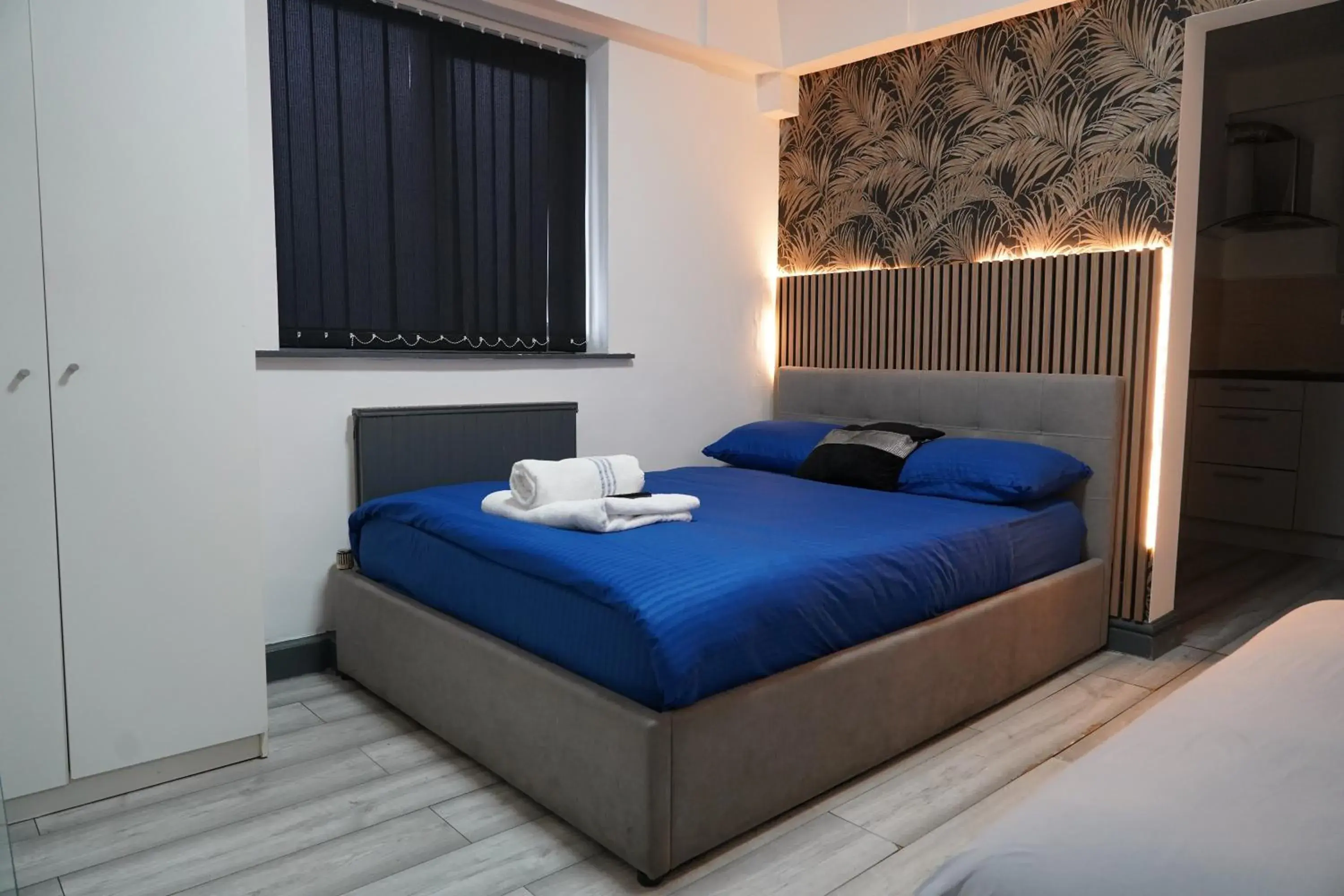 Hills View Apartments Hills View Apartments