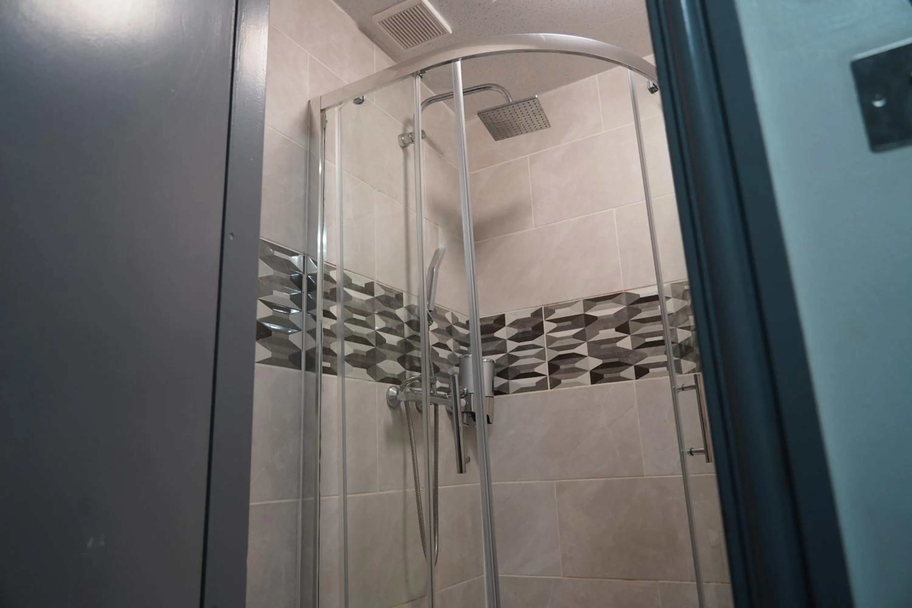 Bathroom in Hills View Apartments