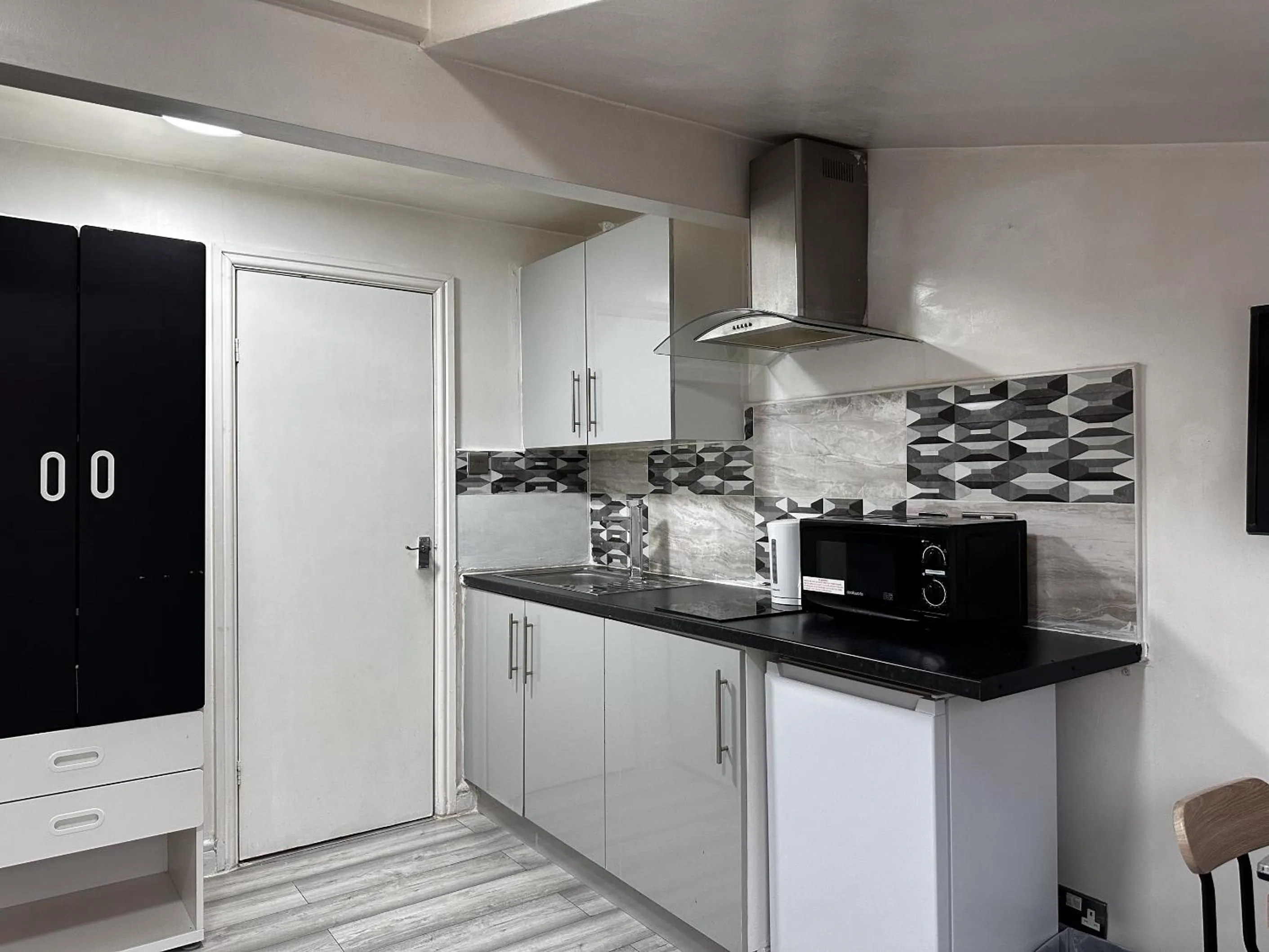 Hills View Apartments