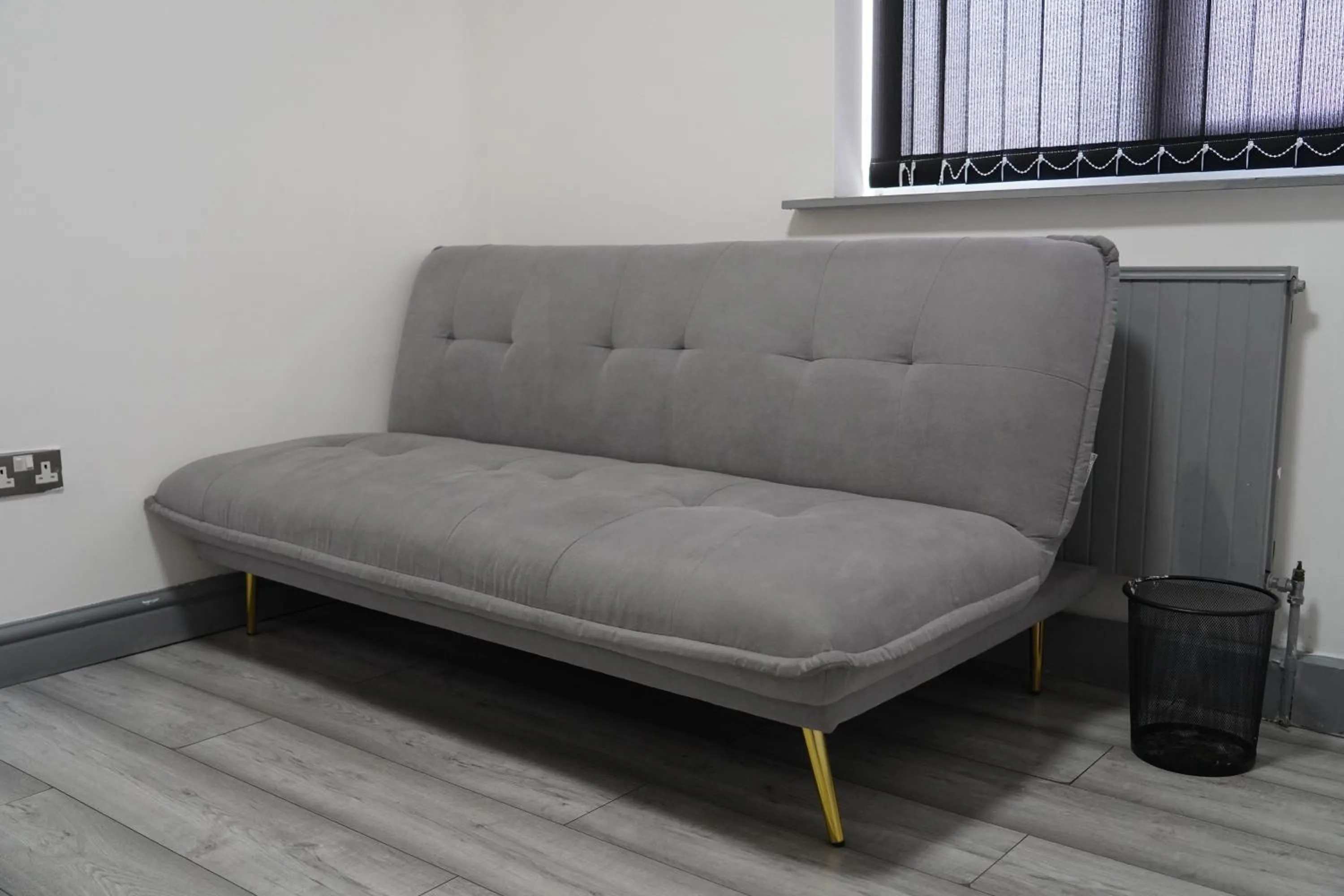 Seating area in Hills View Apartments