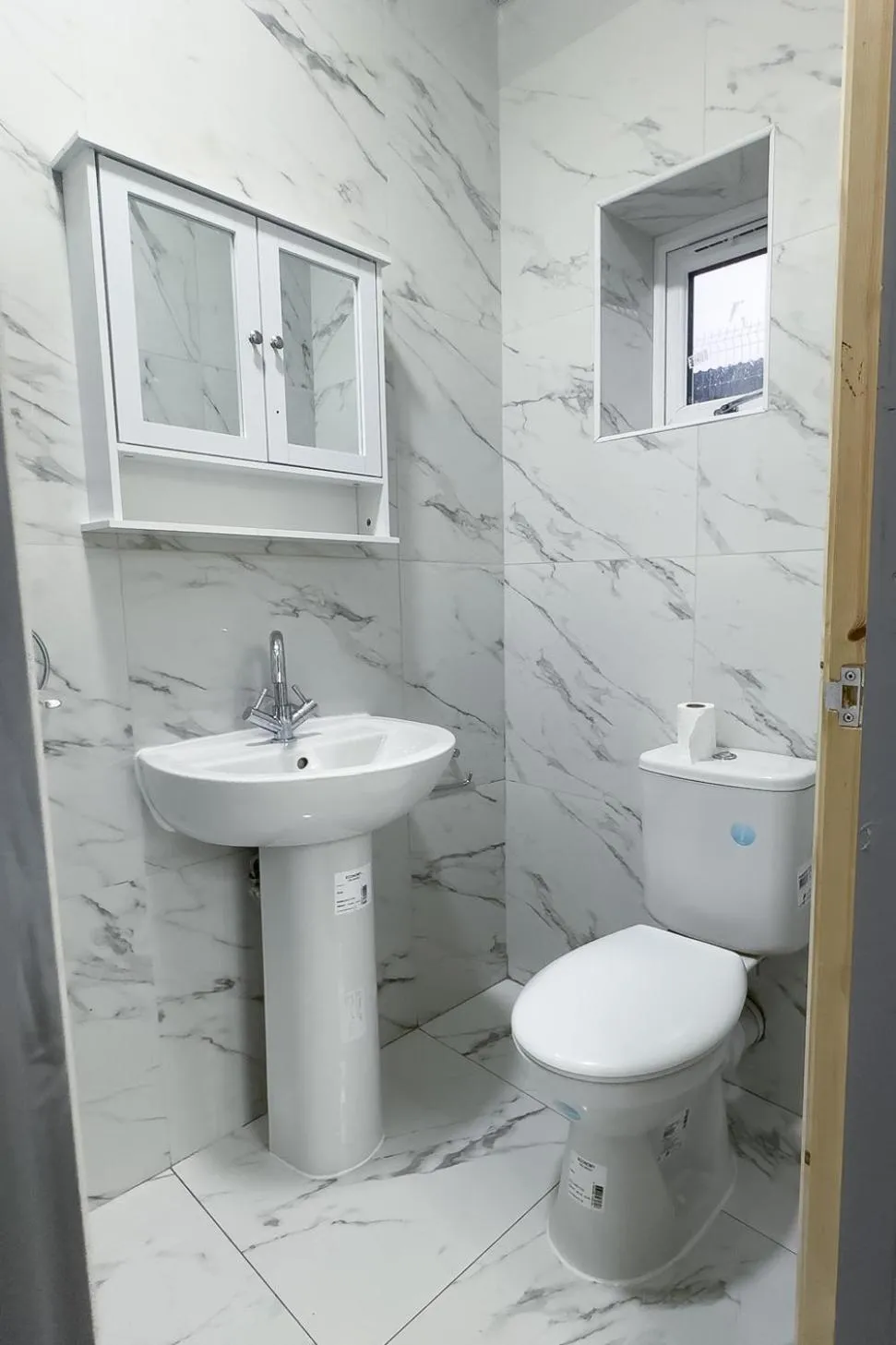 Hills View Apartments