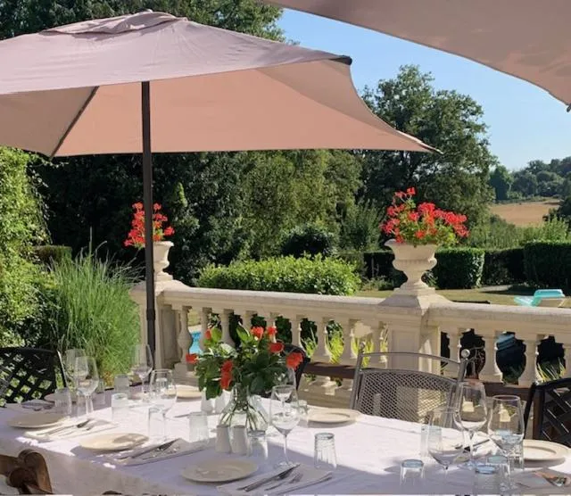 Restaurant/places to eat in Les Lauriers