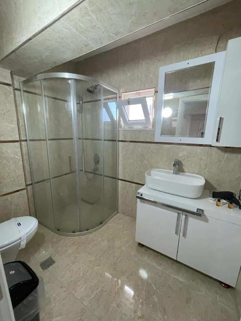 Shower in VİZYON RESORT HOTEL