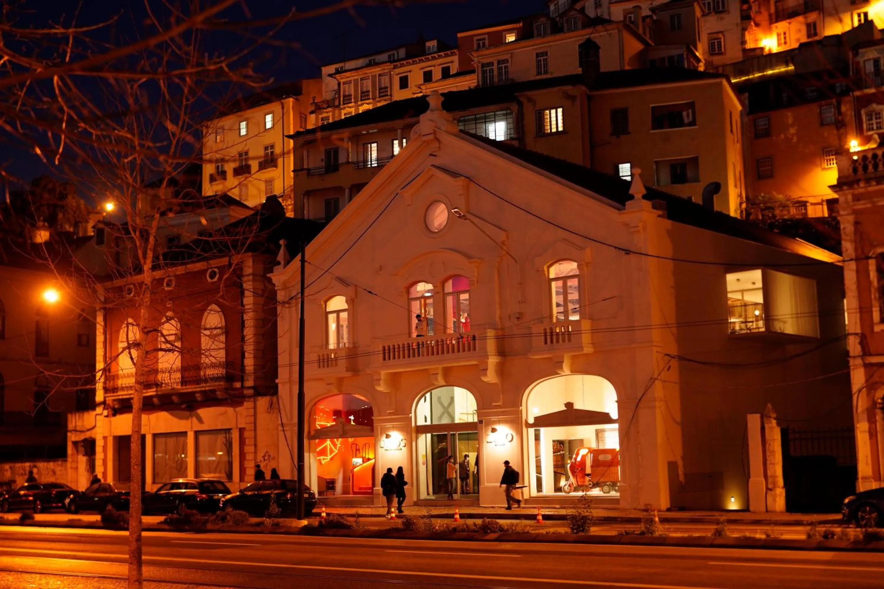 Property building in Zero Box Lodge Coimbra