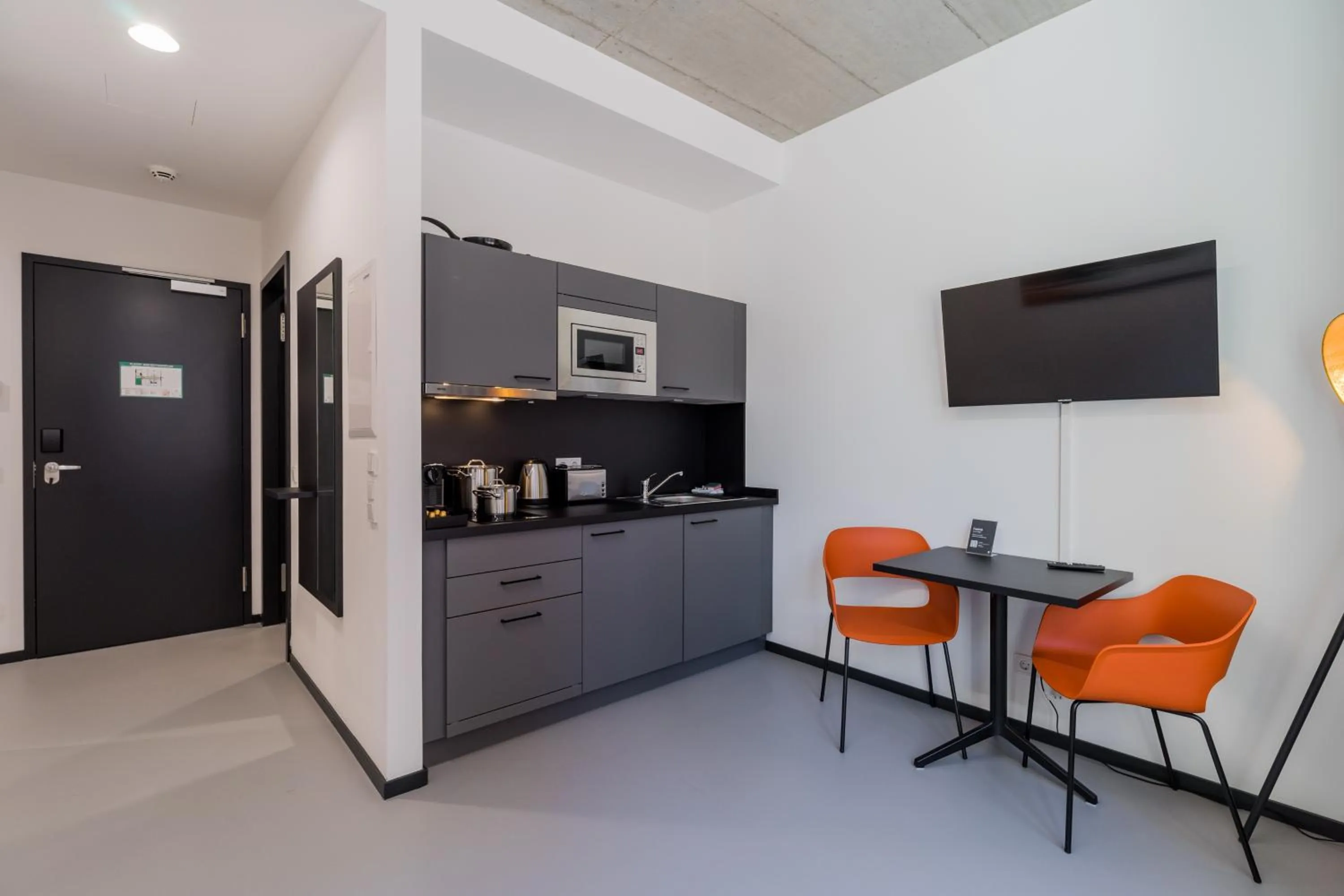 Kitchen or kitchenette in Nena Apartments Moritzplatz