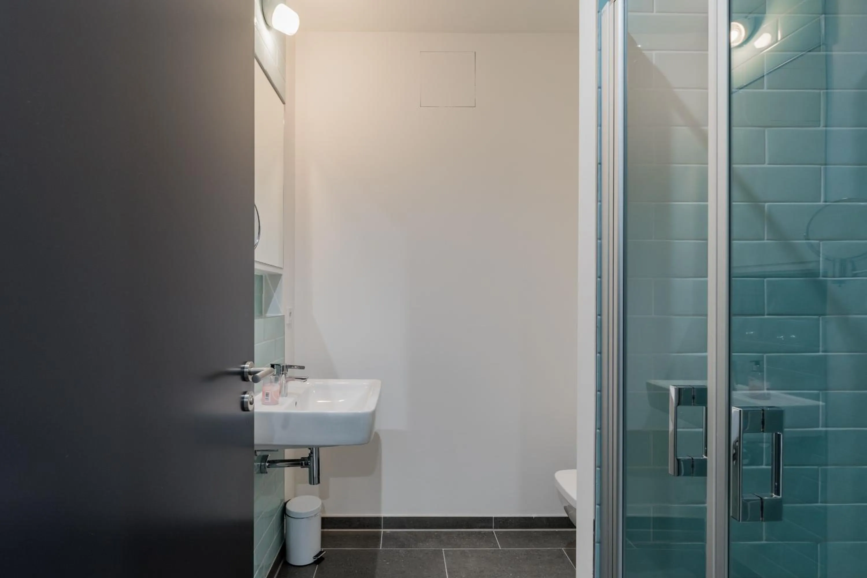 Toilet in Nena Apartments Moritzplatz