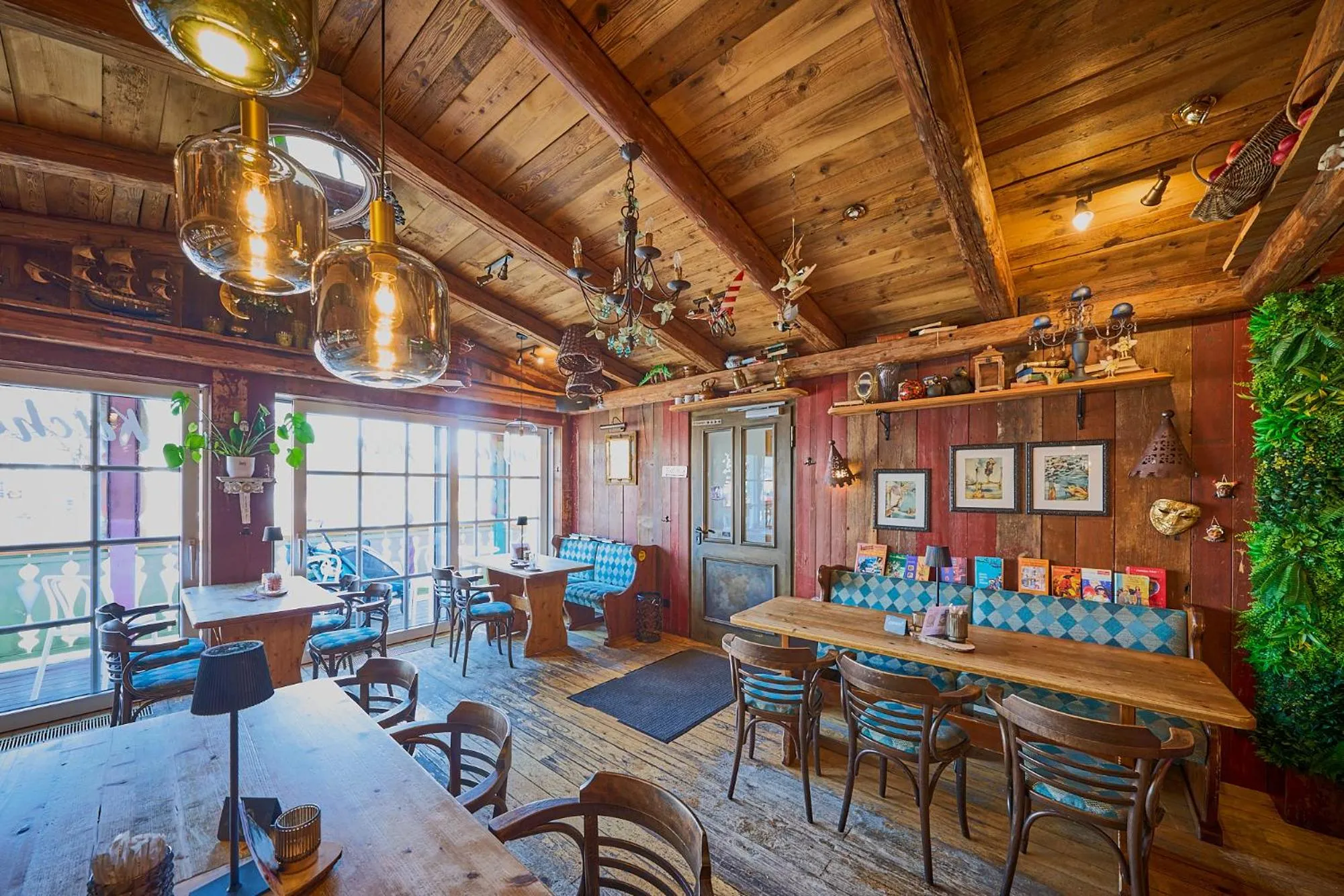 Restaurant/places to eat in Hotel Kleine Zauberwelt - Wo Märchen wahr werden