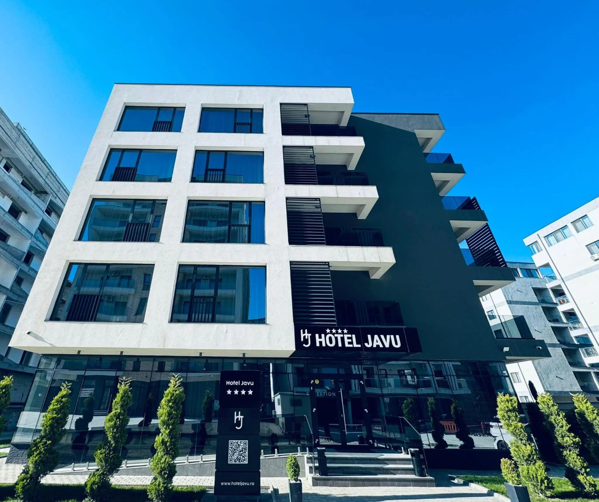 Facade/entrance in Hotel Javu