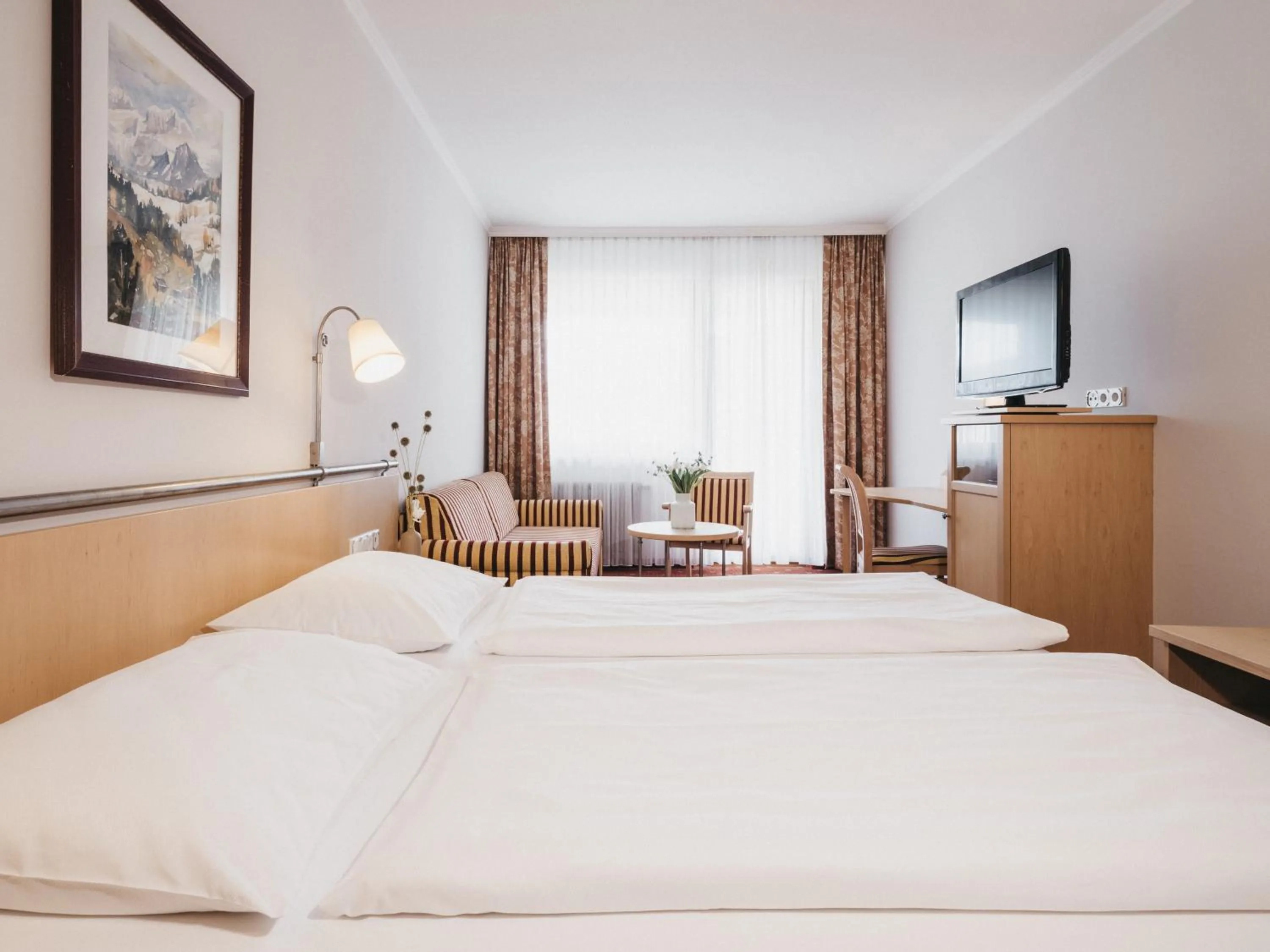 Photo of the whole room, Bed in Sporthotel Royer