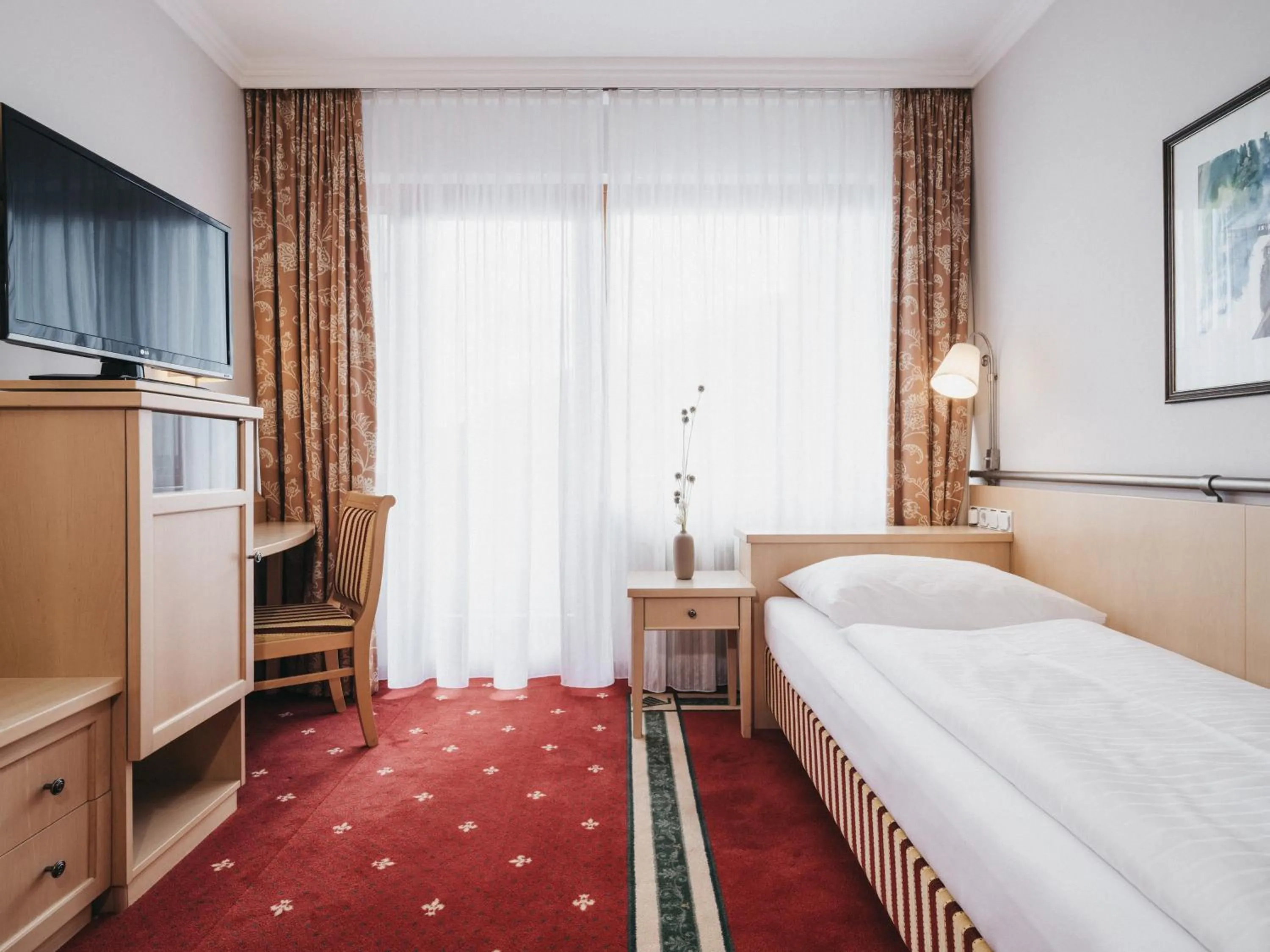 Photo of the whole room, Bed in Sporthotel Royer