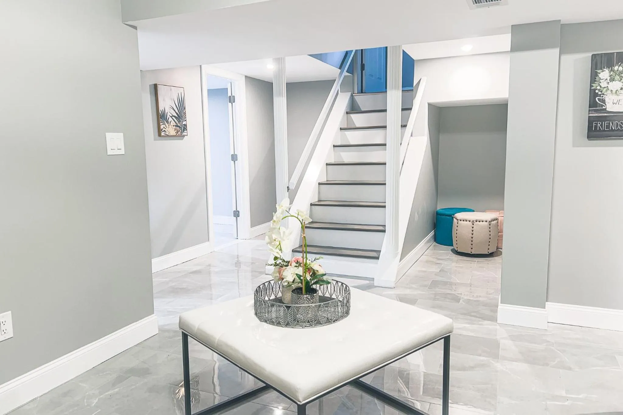 The Grand Gorge Villa-With Private Yard & Parking, Minutes From Falls & Casino by Niagara Hospitaliy