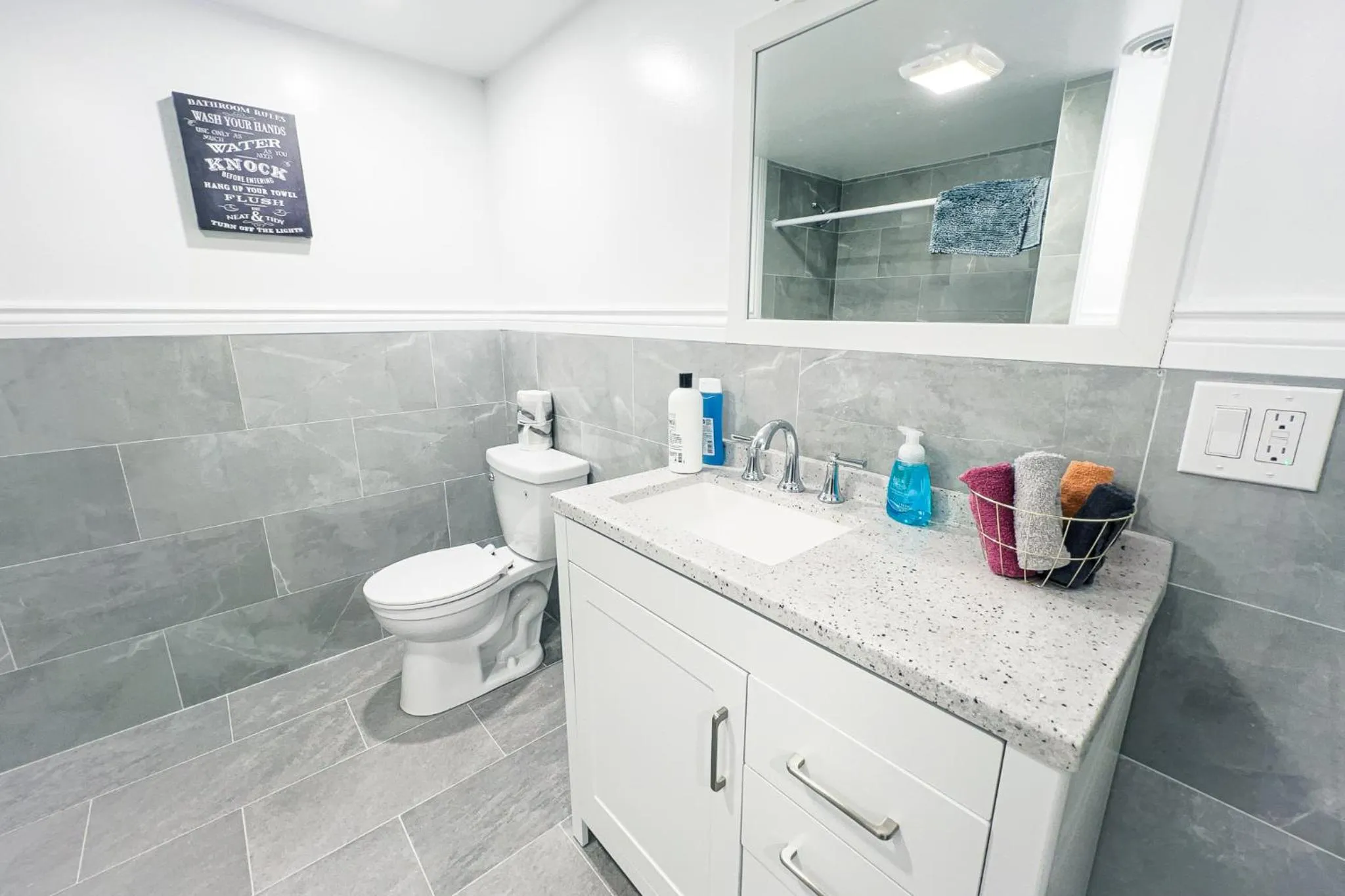 The Grand Gorge Villa-With Private Yard & Parking, Minutes From Falls & Casino by Niagara Hospitaliy