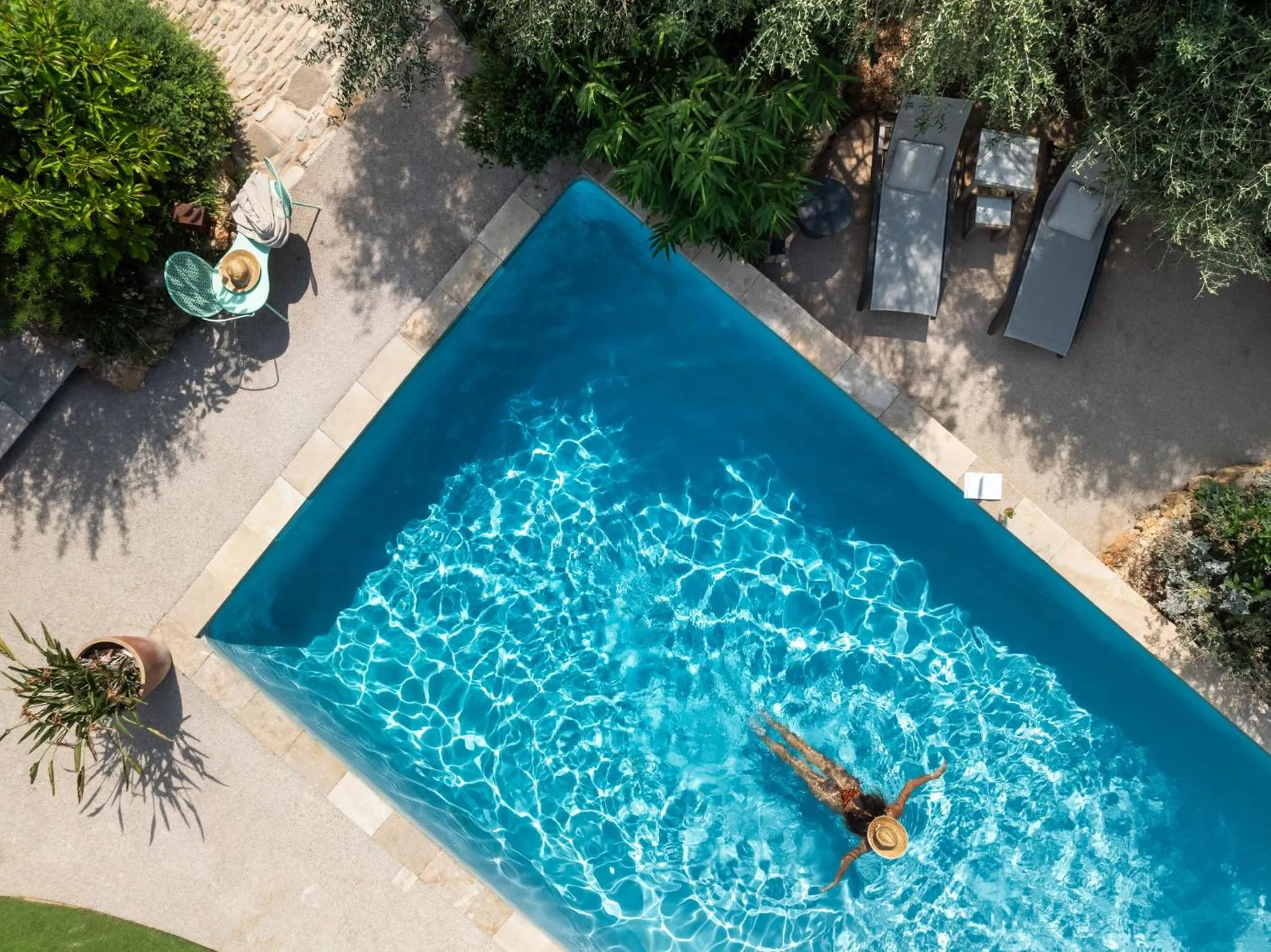 Swimming pool in LOU CALEN