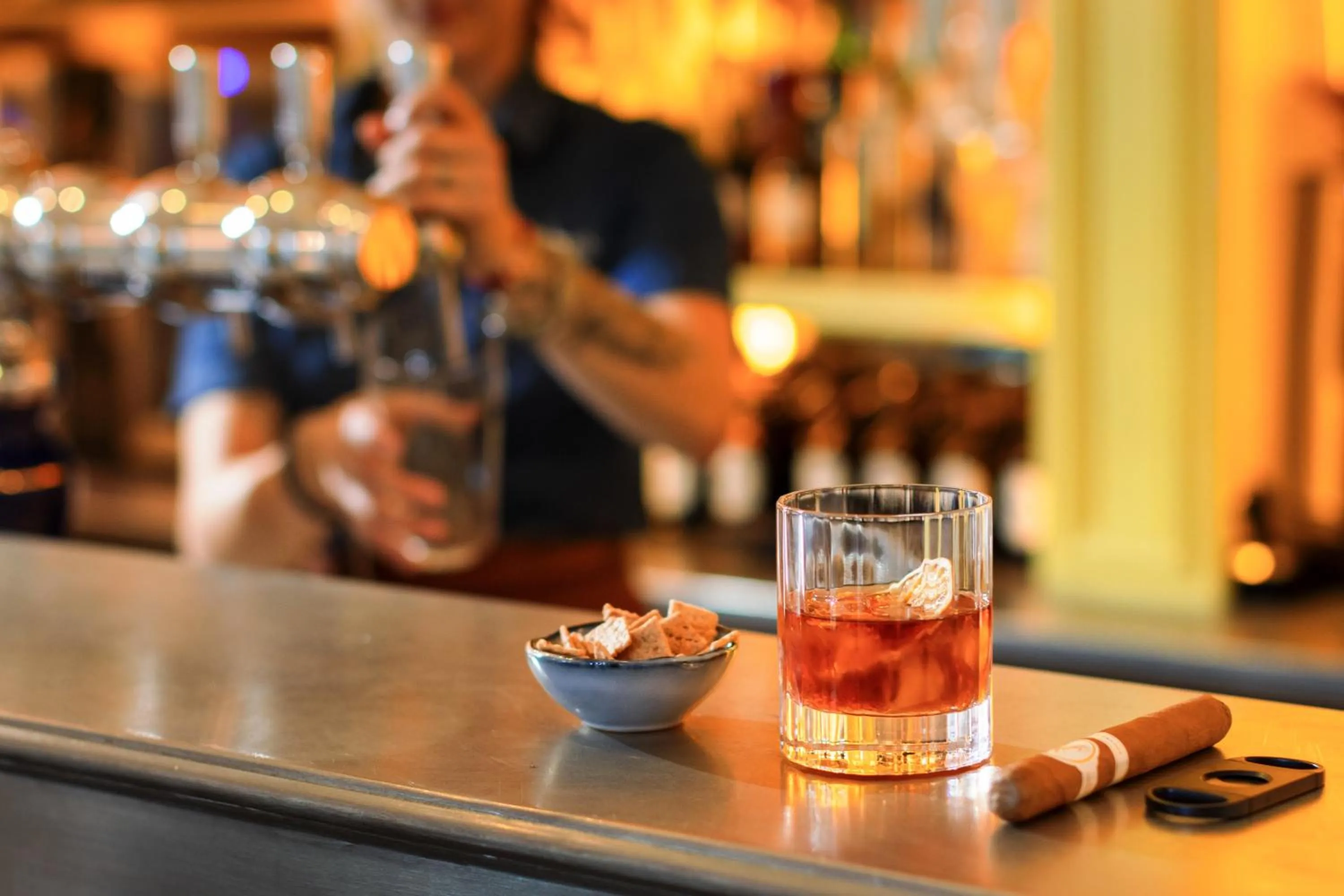 Lounge or bar in LOU CALEN