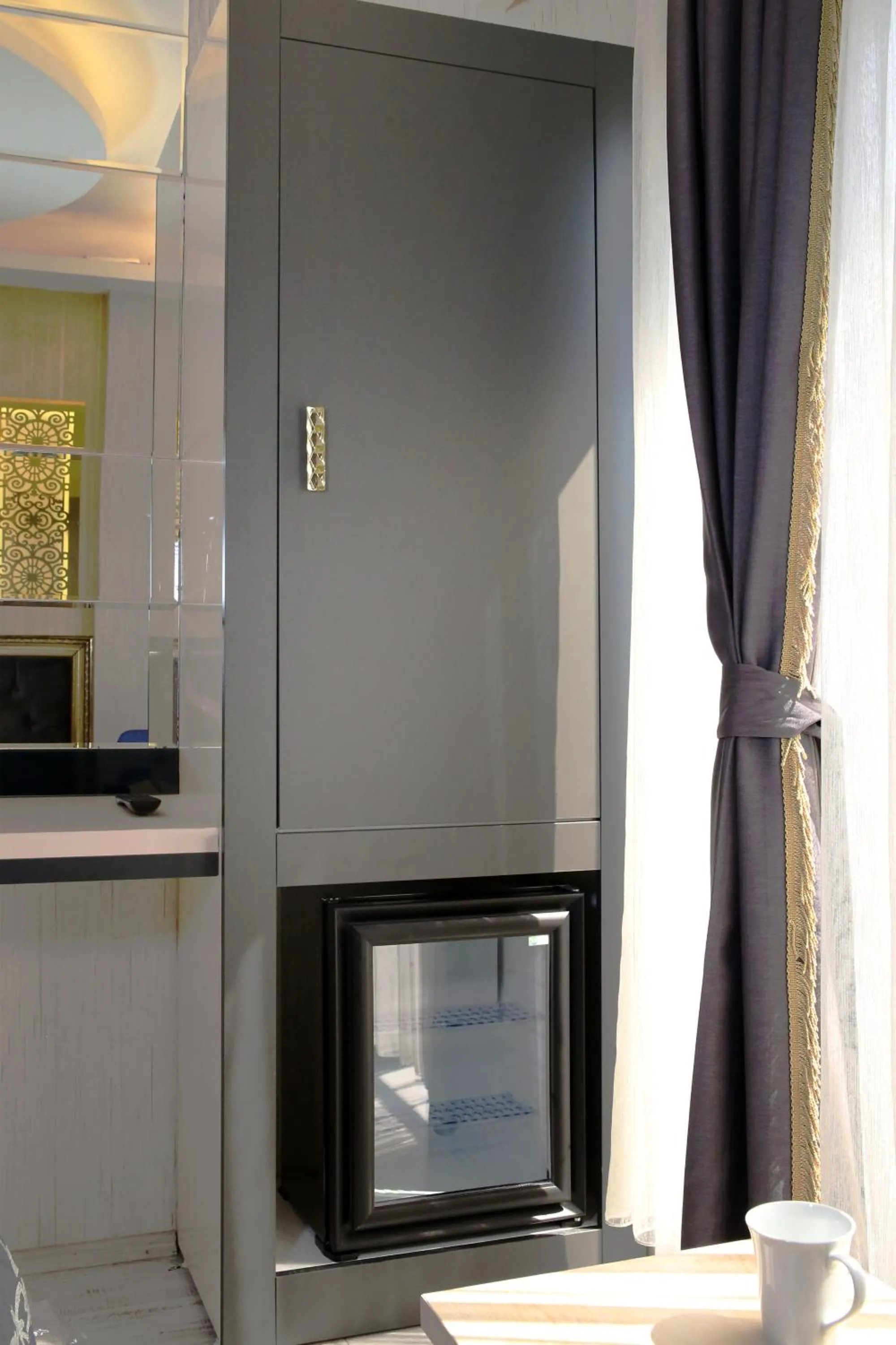 Drinks in The Grand Tower Hotel