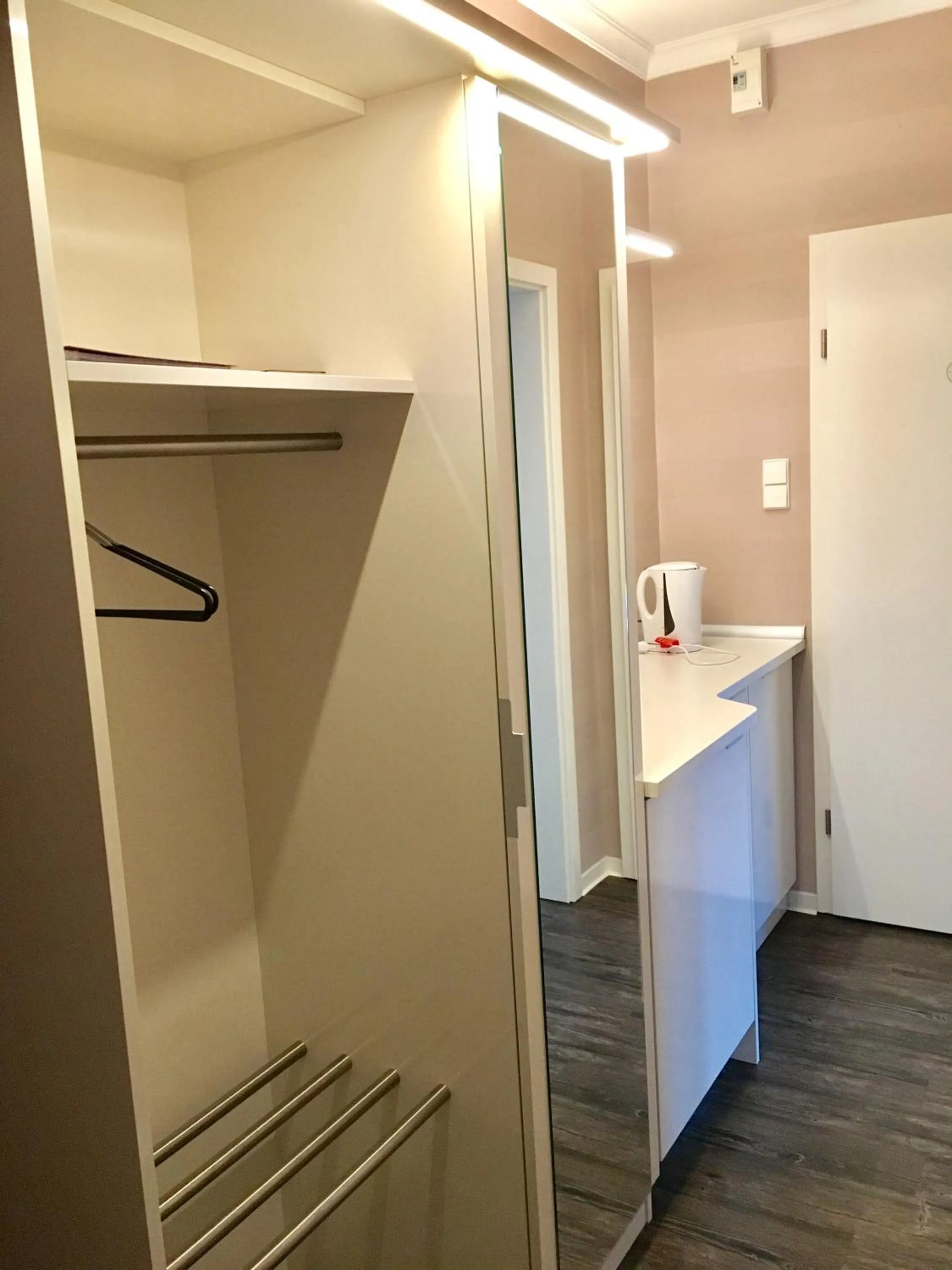 Photo of the whole room in Hotel Elisabetha Garni