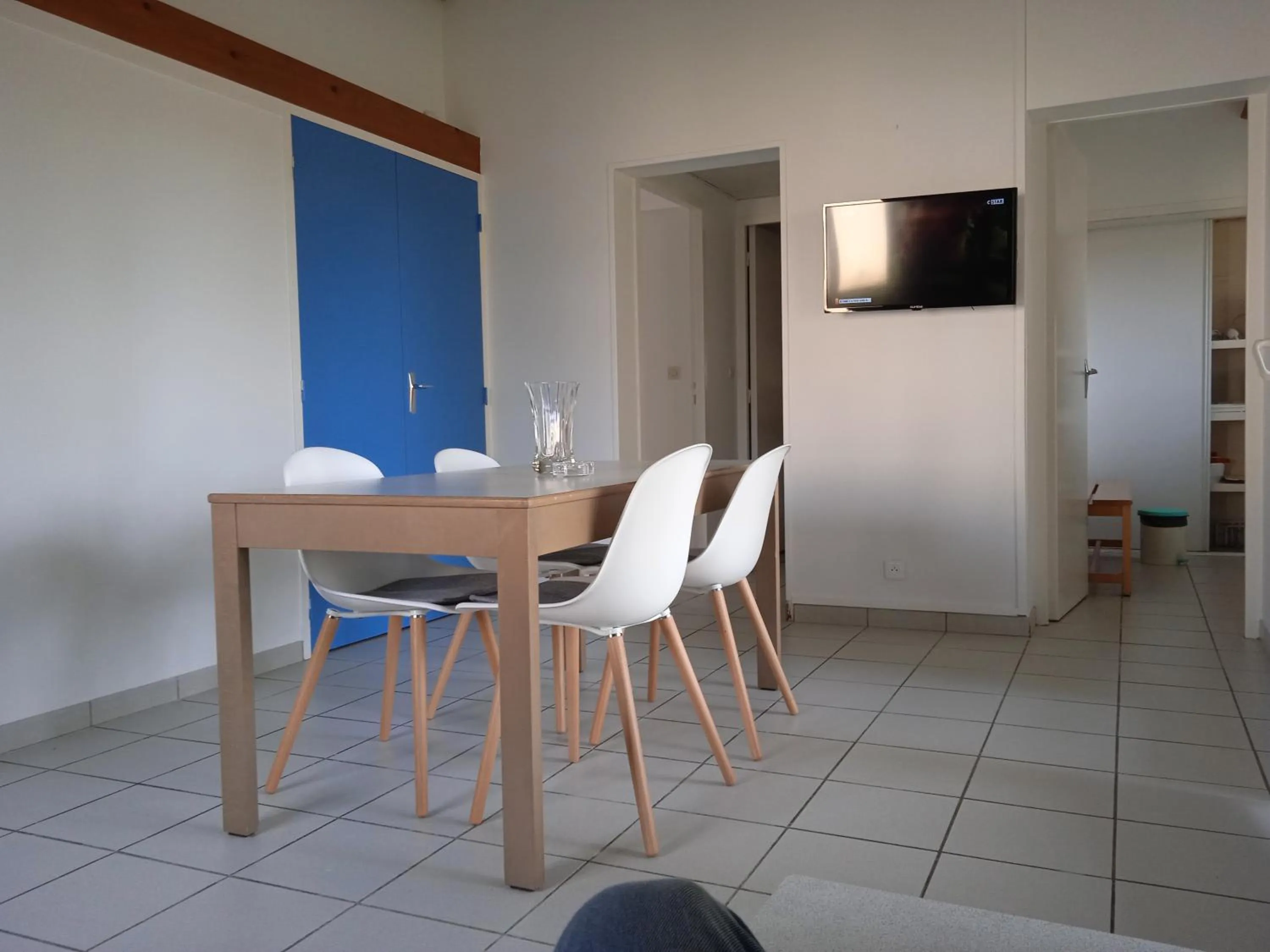 Dining area in Olydea le Lambon - Prailles-la-Couarde