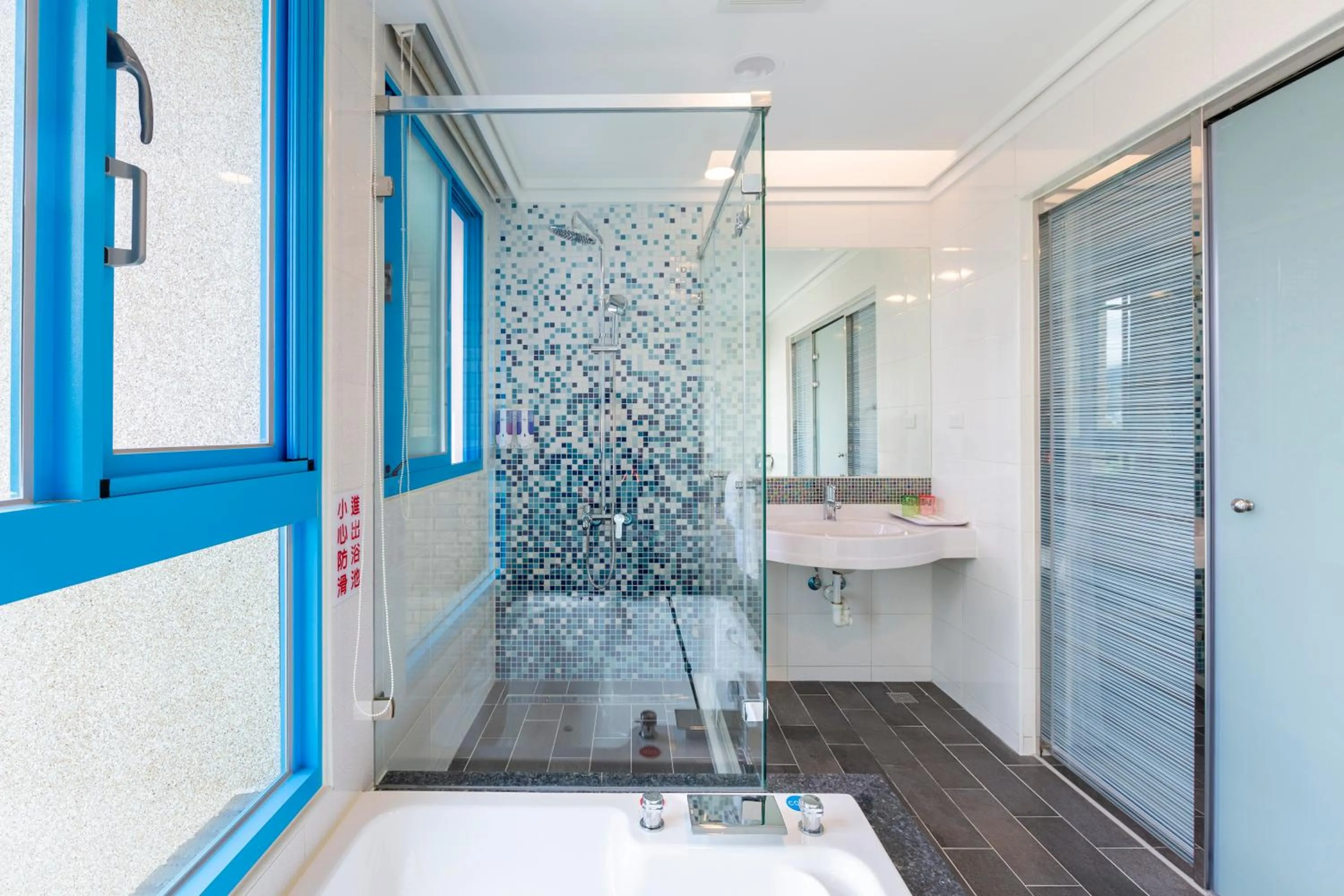 Bathroom in San Chiao Hotel