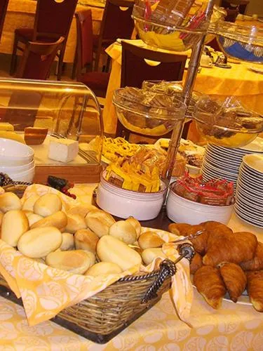 Food and drinks in Hotel Persico's