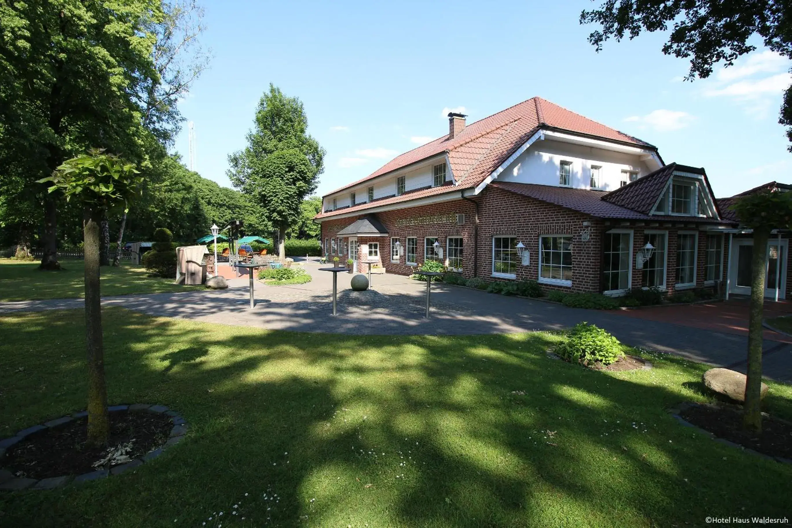 Hotel-Restaurant Haus Waldesruh Hotel-Restaurant Haus Waldesruh
