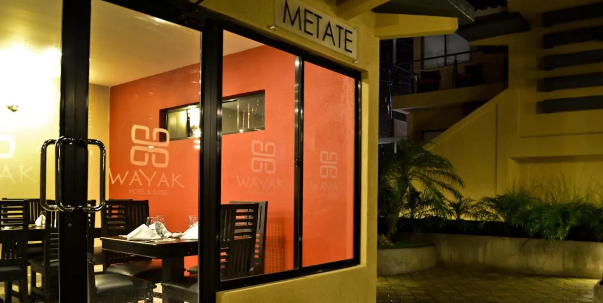 Restaurant/places to eat in Wayak Hotel