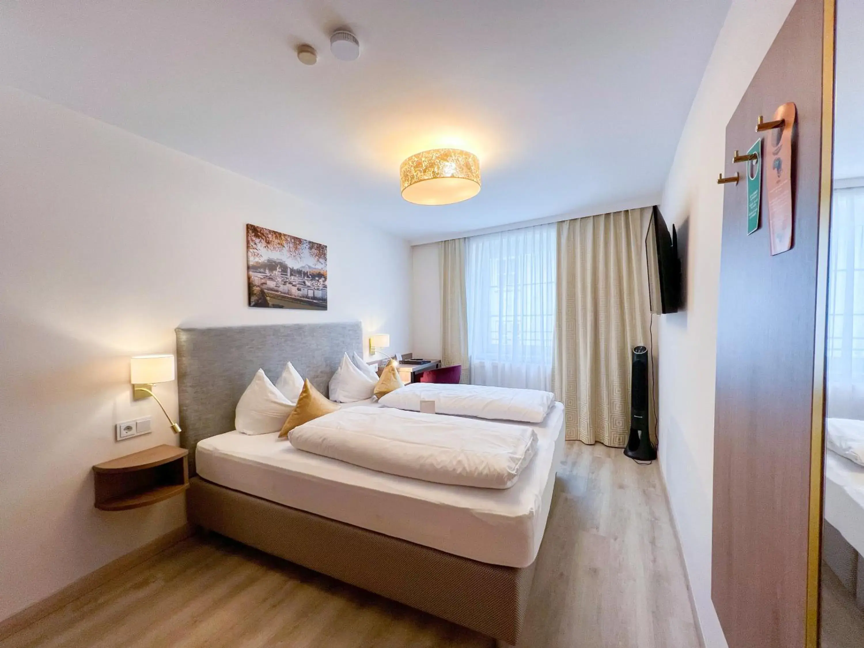 Standard Double Room in Cityhotel Trumer Stube Standard Double Room in Cityhotel Trumer Stube