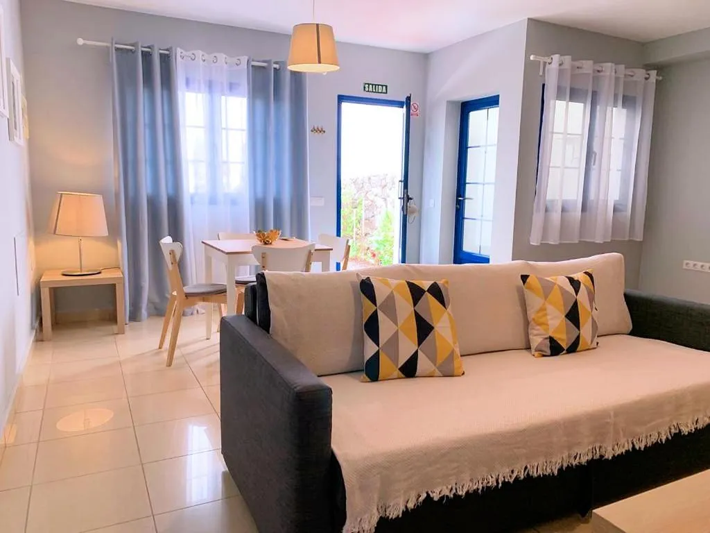 Bed in Caléndula Beach 1ºLinea mar