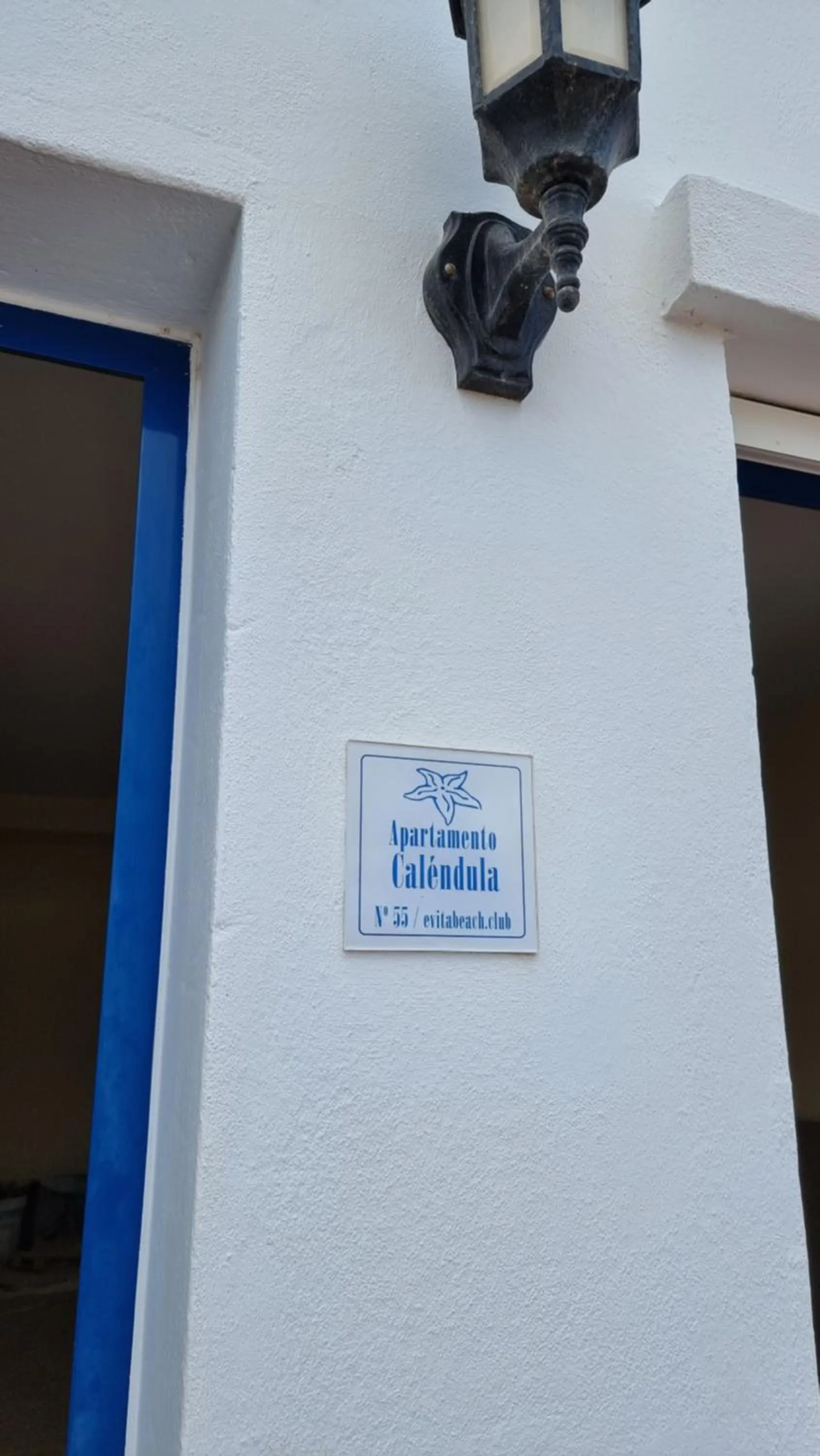 Facade/entrance in Caléndula Beach 1ºLinea mar