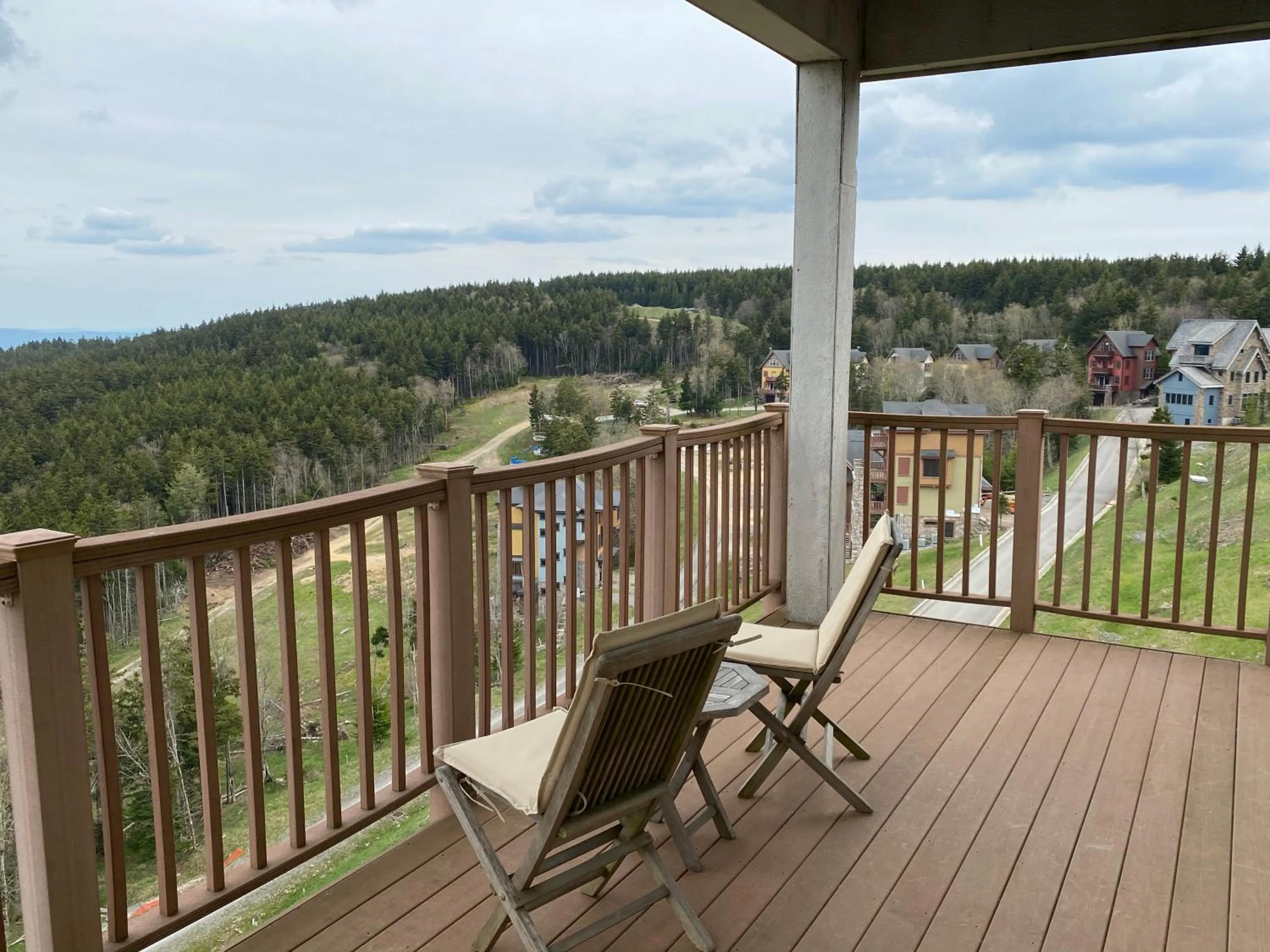 Remodeled Ski In-Out - 305 Soaring Eagle - Luxury!