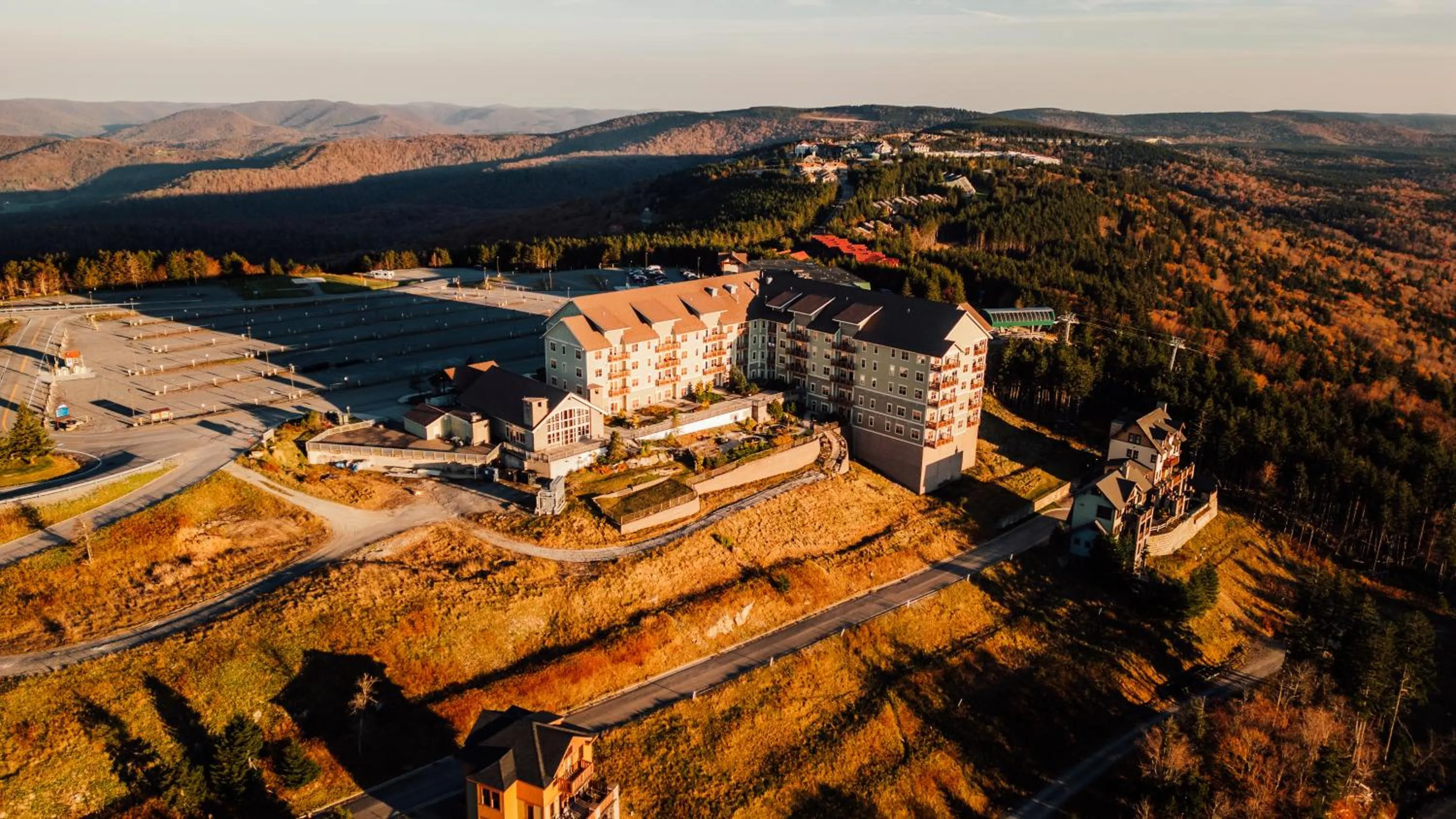 Remodeled Ski In-Out - 305 Soaring Eagle - Luxury!