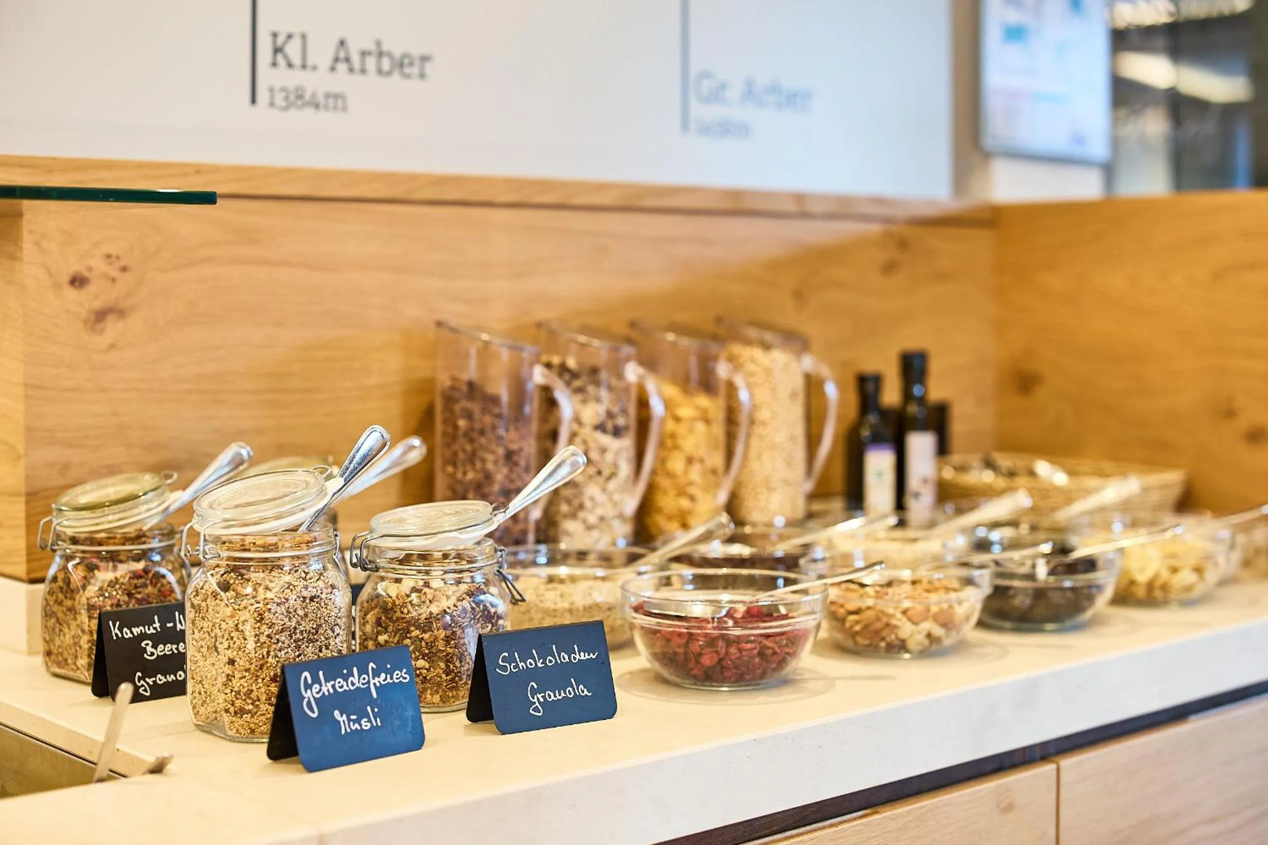 Buffet breakfast in Hotel Amberger Hof